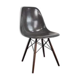 DSW chair by Charles and Ray Eames for Herman Miller, 50/60