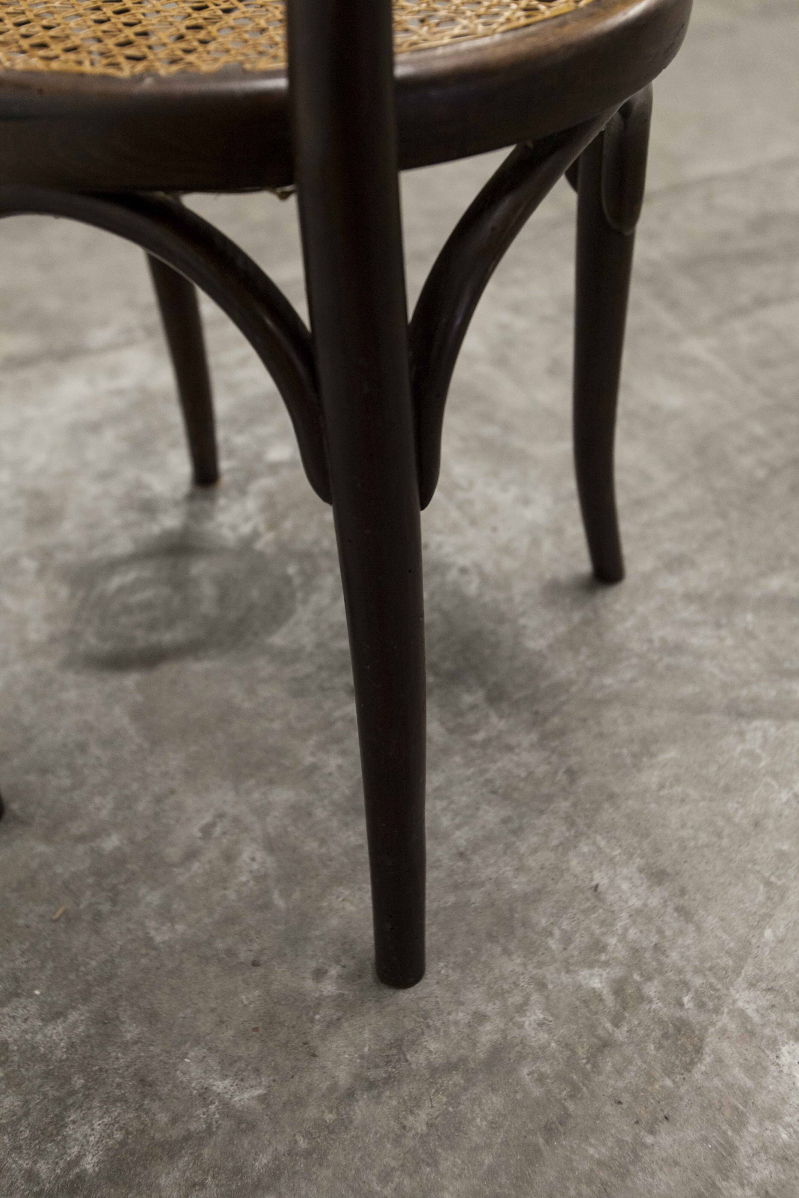 Ungvar Ungarn 1900 dark brown cane bistro chair