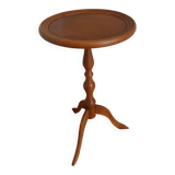 Tripod pedestal table