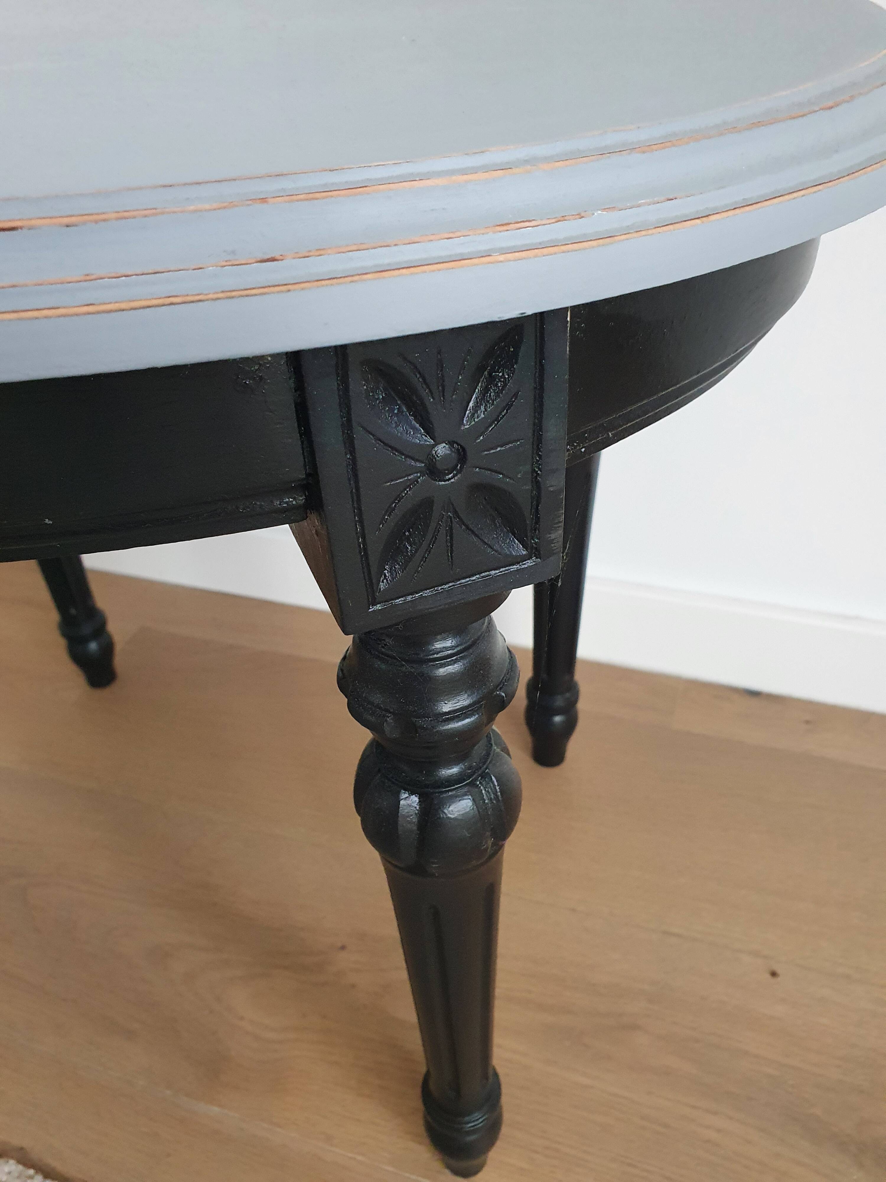 Table basse style Louis XVI