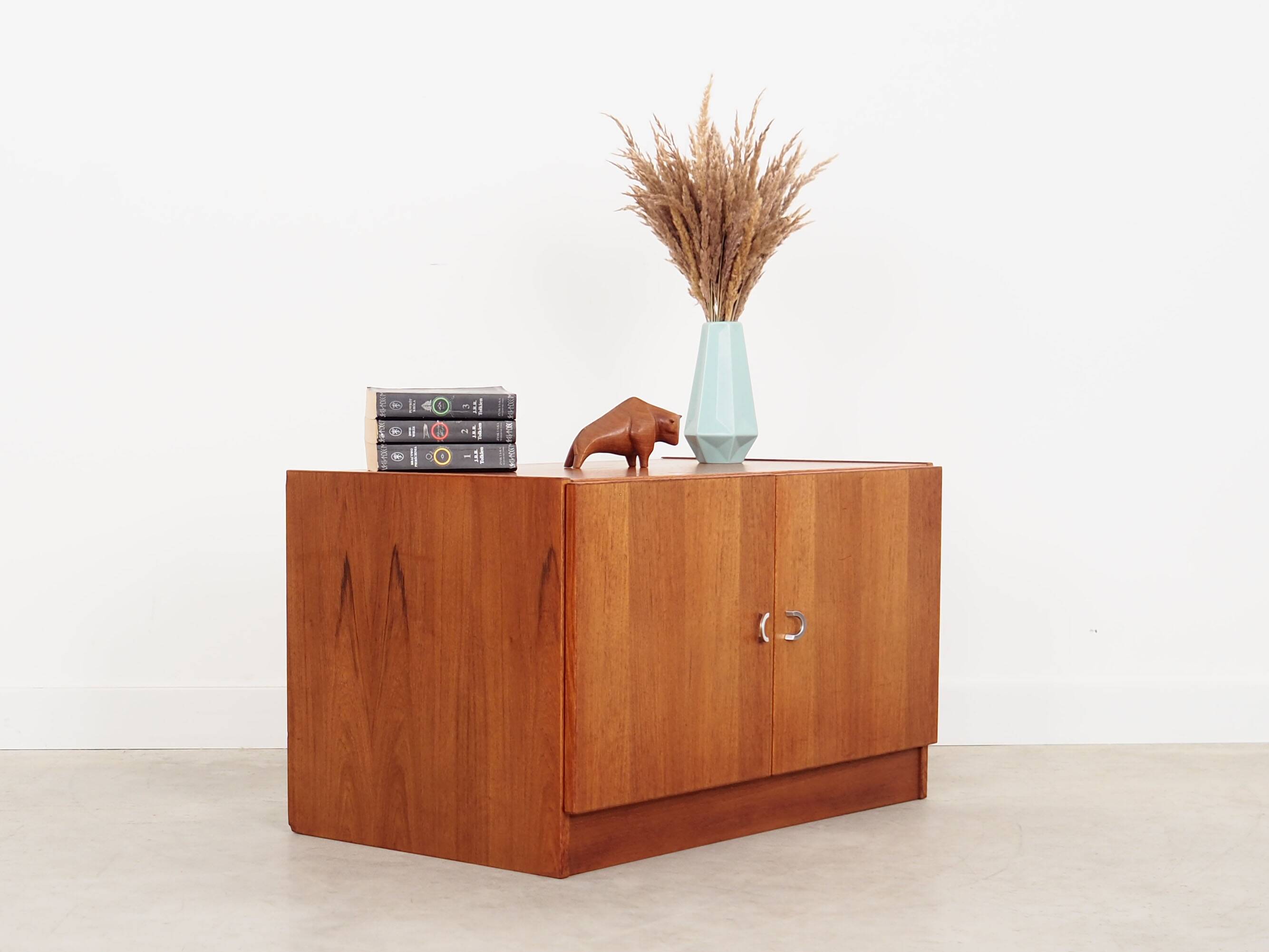 Teak cabinet, Danish design, 1970s, manufacturer: Denka