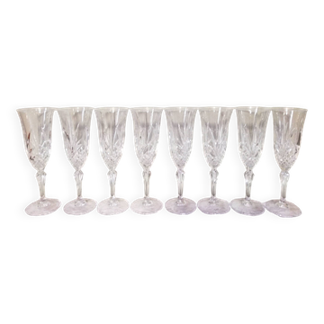 8 flûtes à champagne en cristal