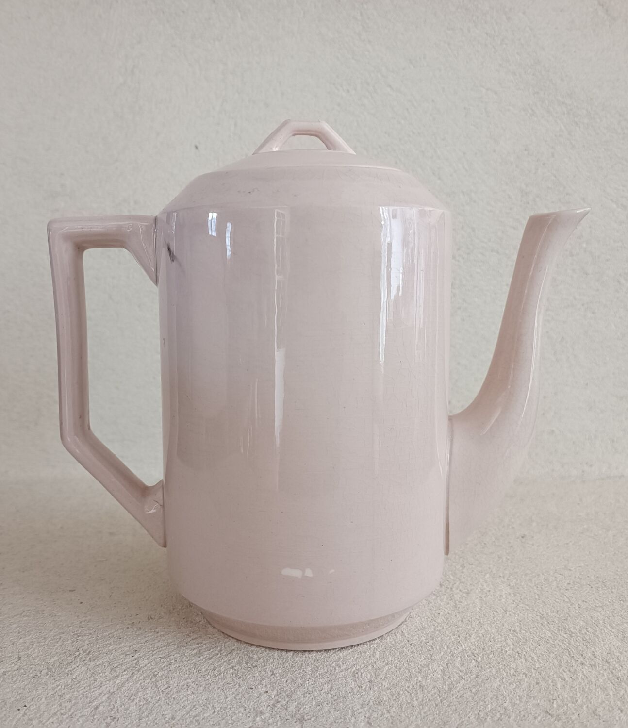 Iron earth teapot Wolves' Mill