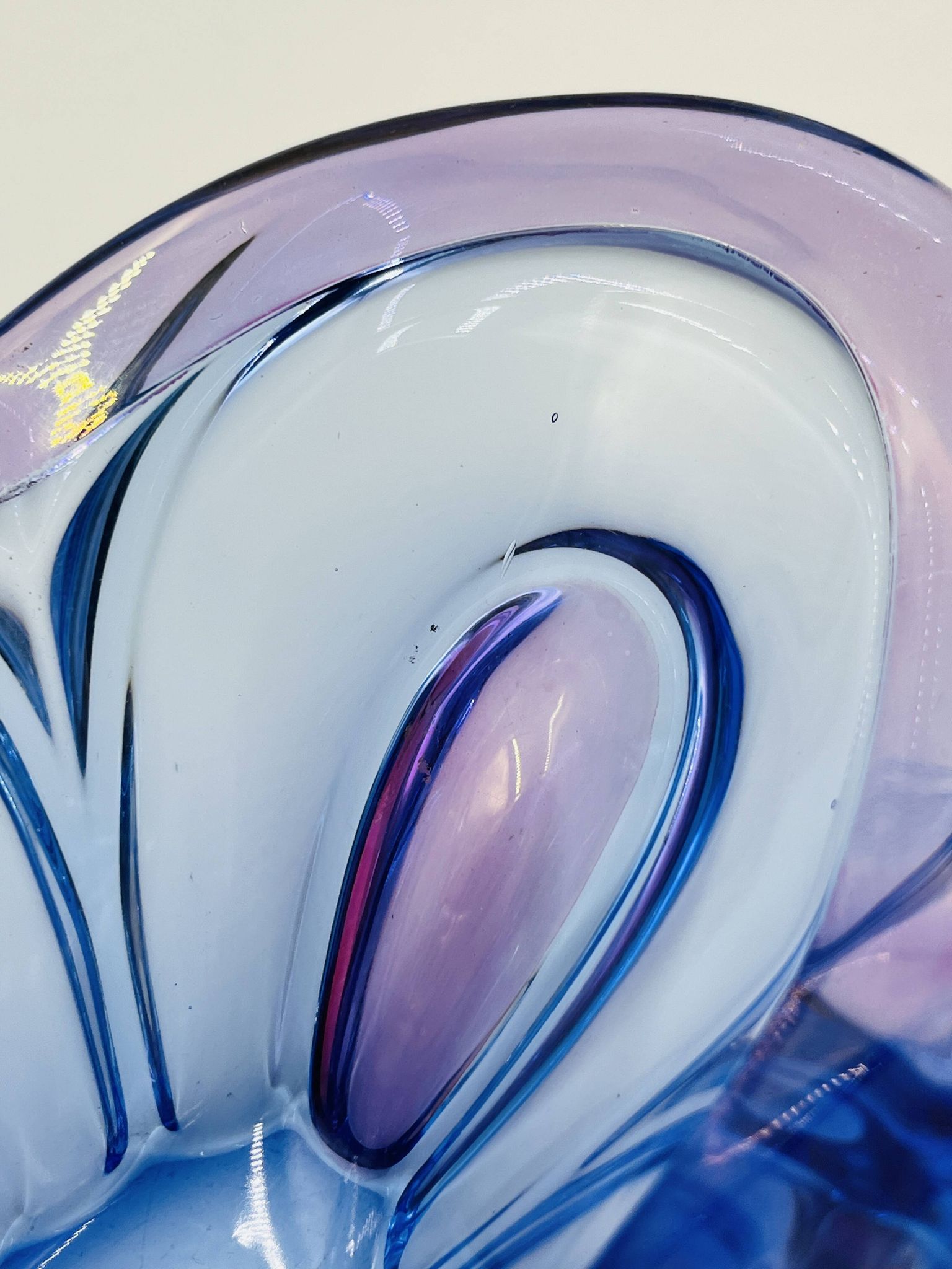 Coupe d'art en verre de Bohême Chribska