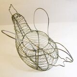 Egg basket made of chrome thread