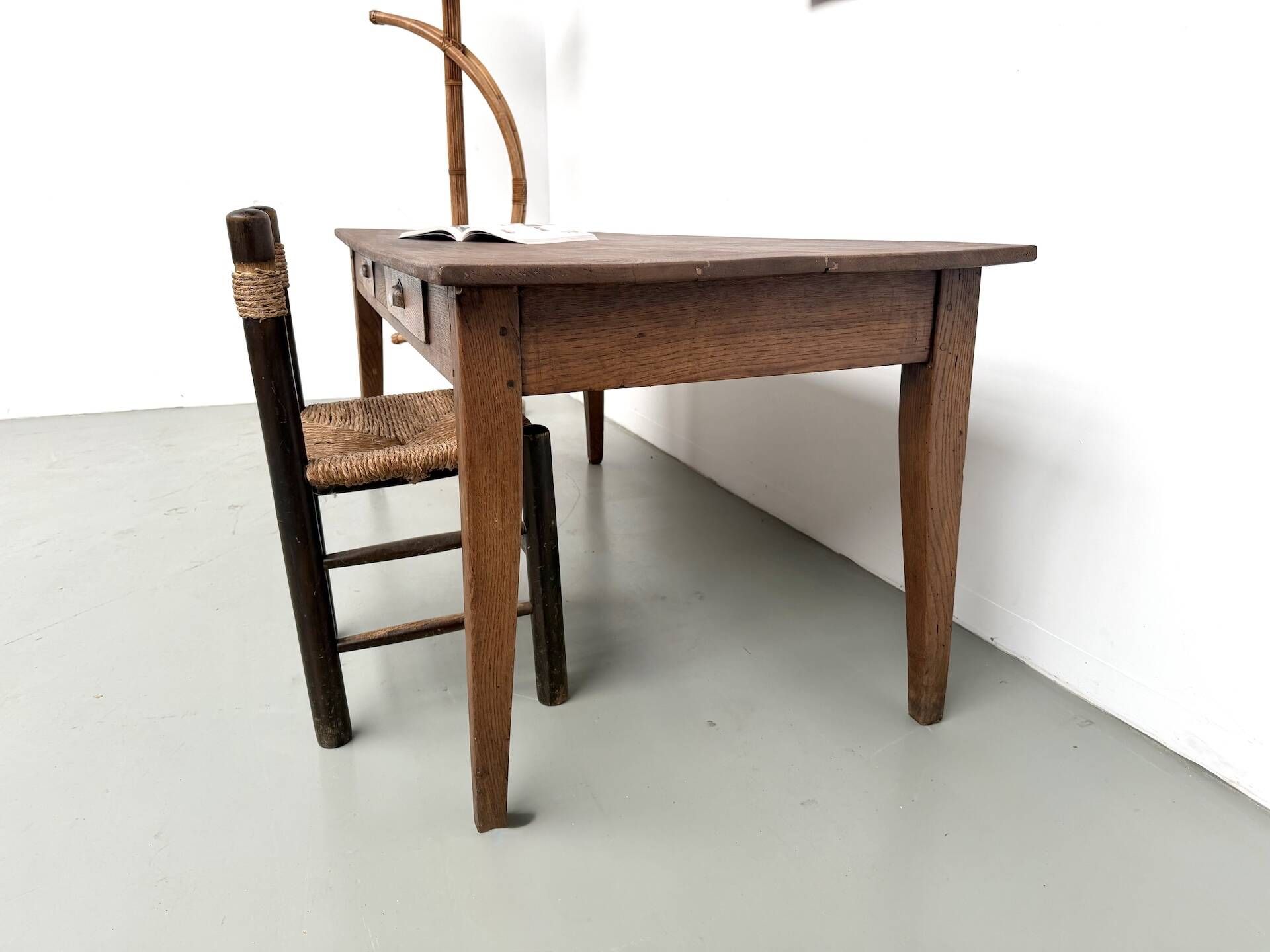 Solid oak farmhouse table, 1930s.