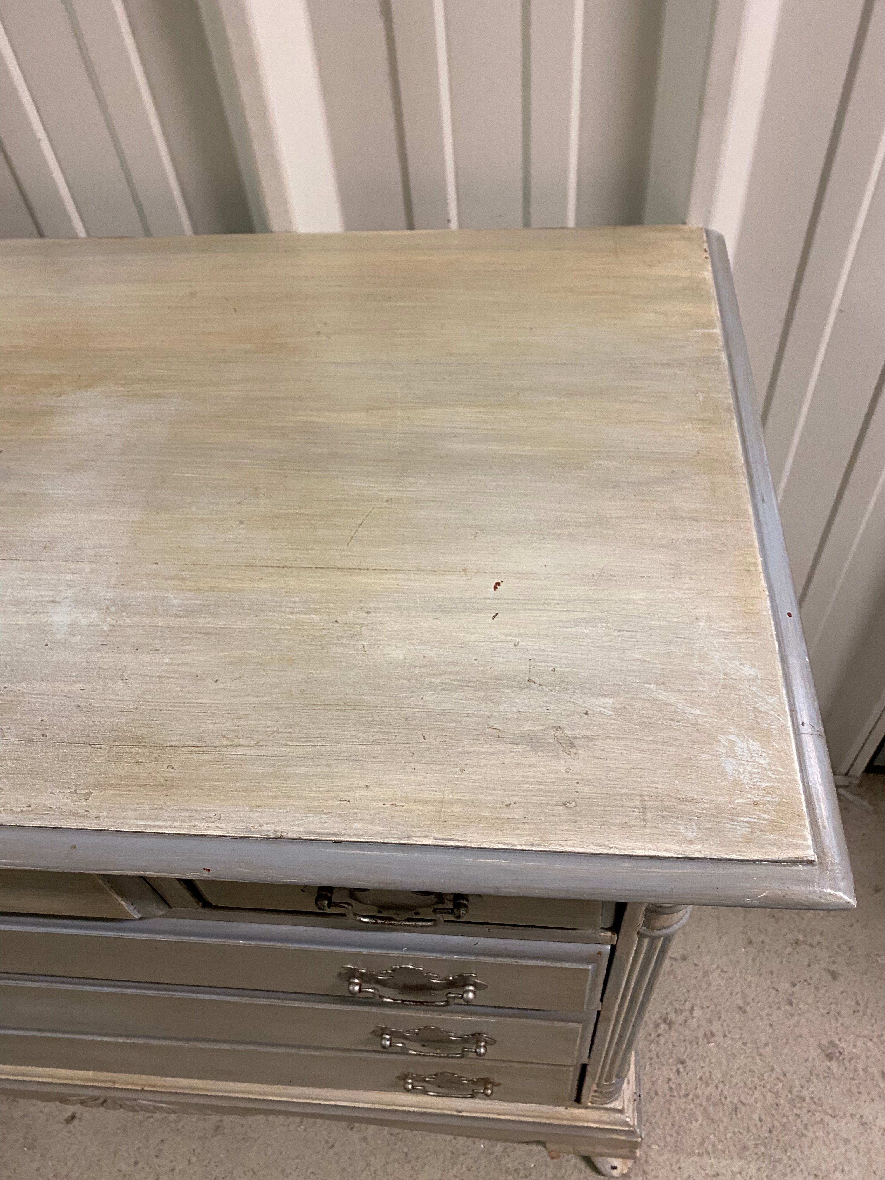 Painted chest of drawers