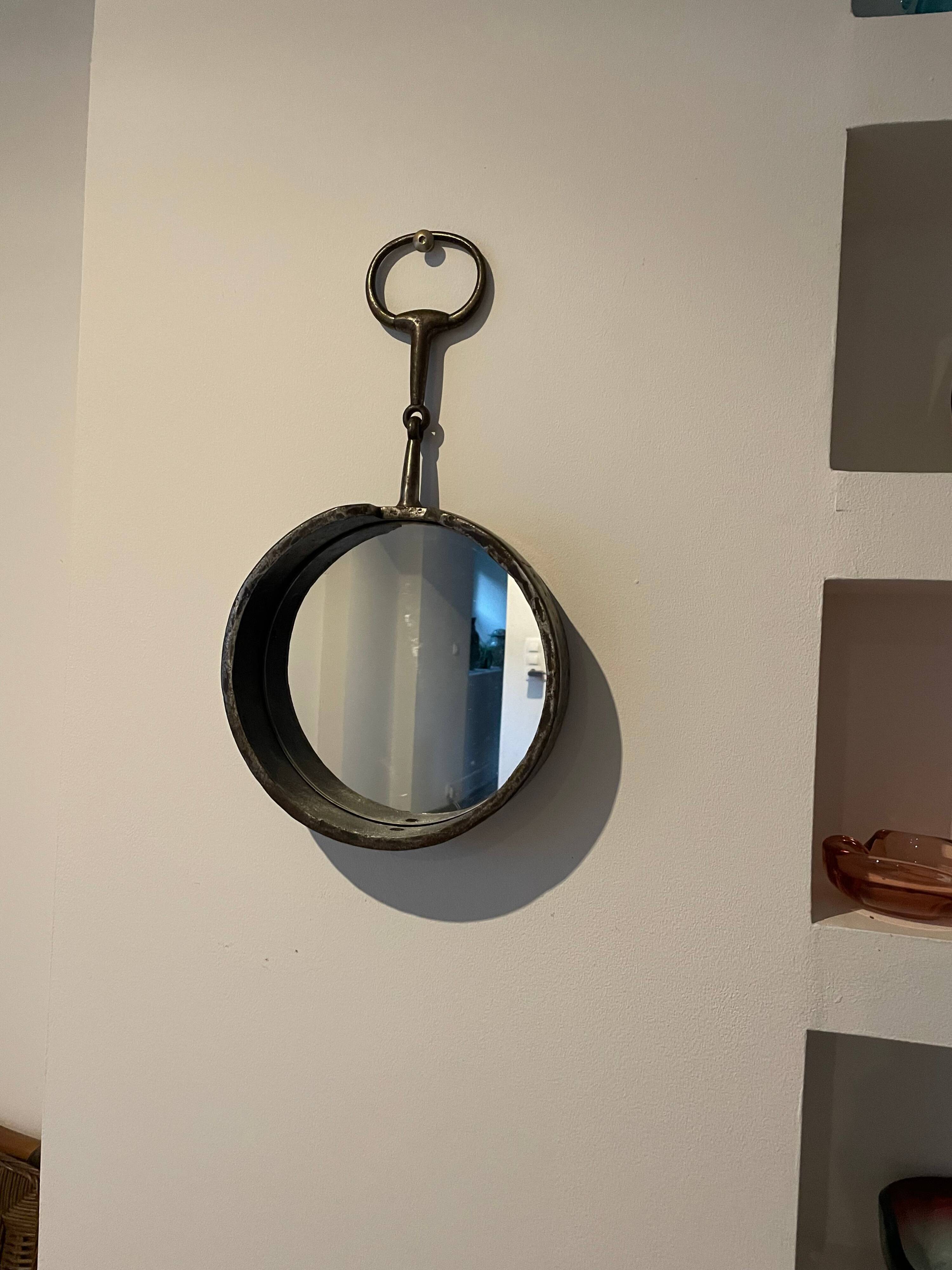 Miroir brutaliste en fer forgé
