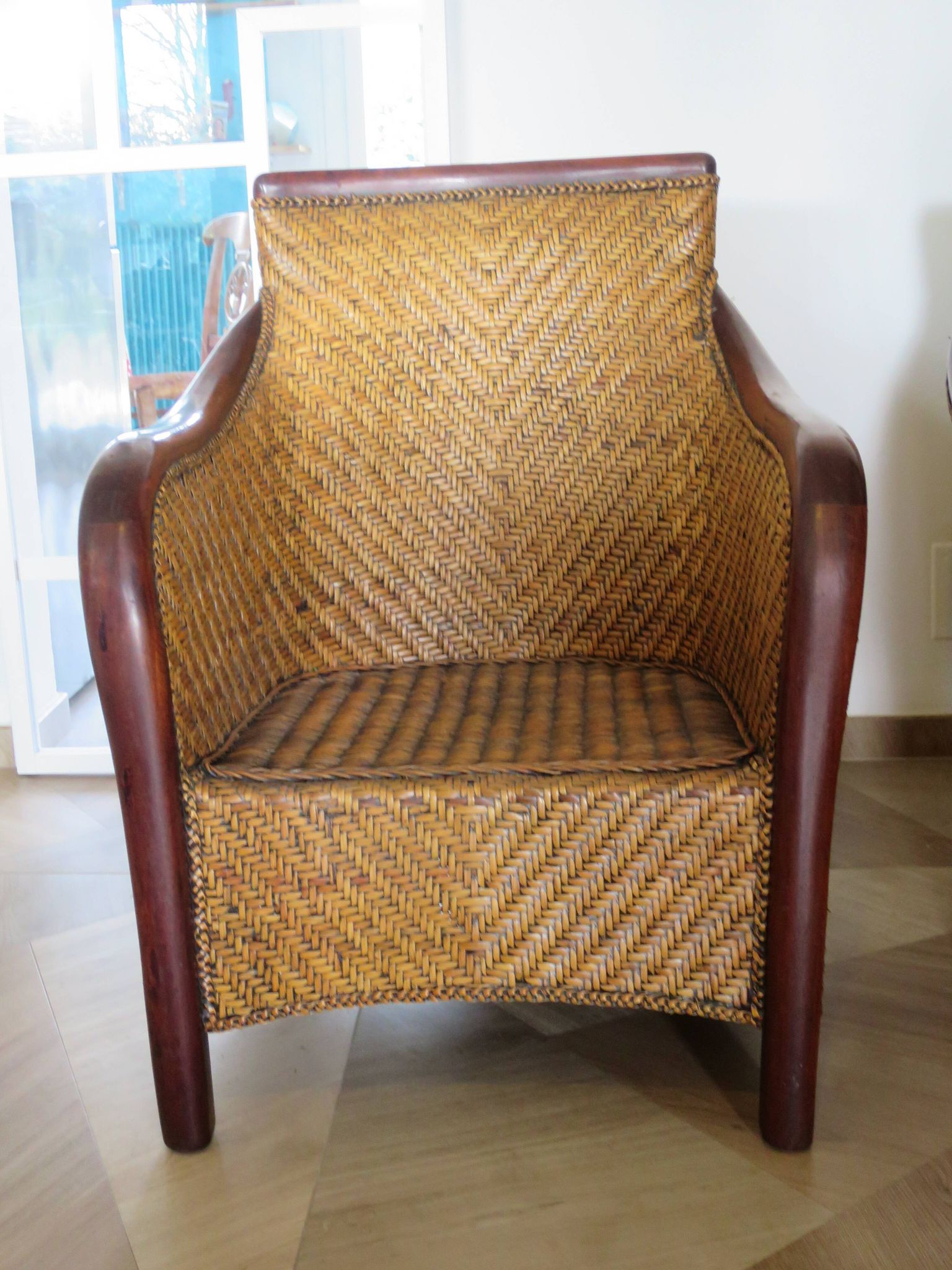 Set of 2 armchairs in woven rattan and exotic wood, 1980s