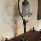 Lampe statuette en bronze style art déco