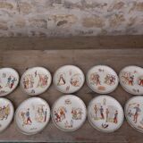 Talking dessert plates, Choisy-le-Roi