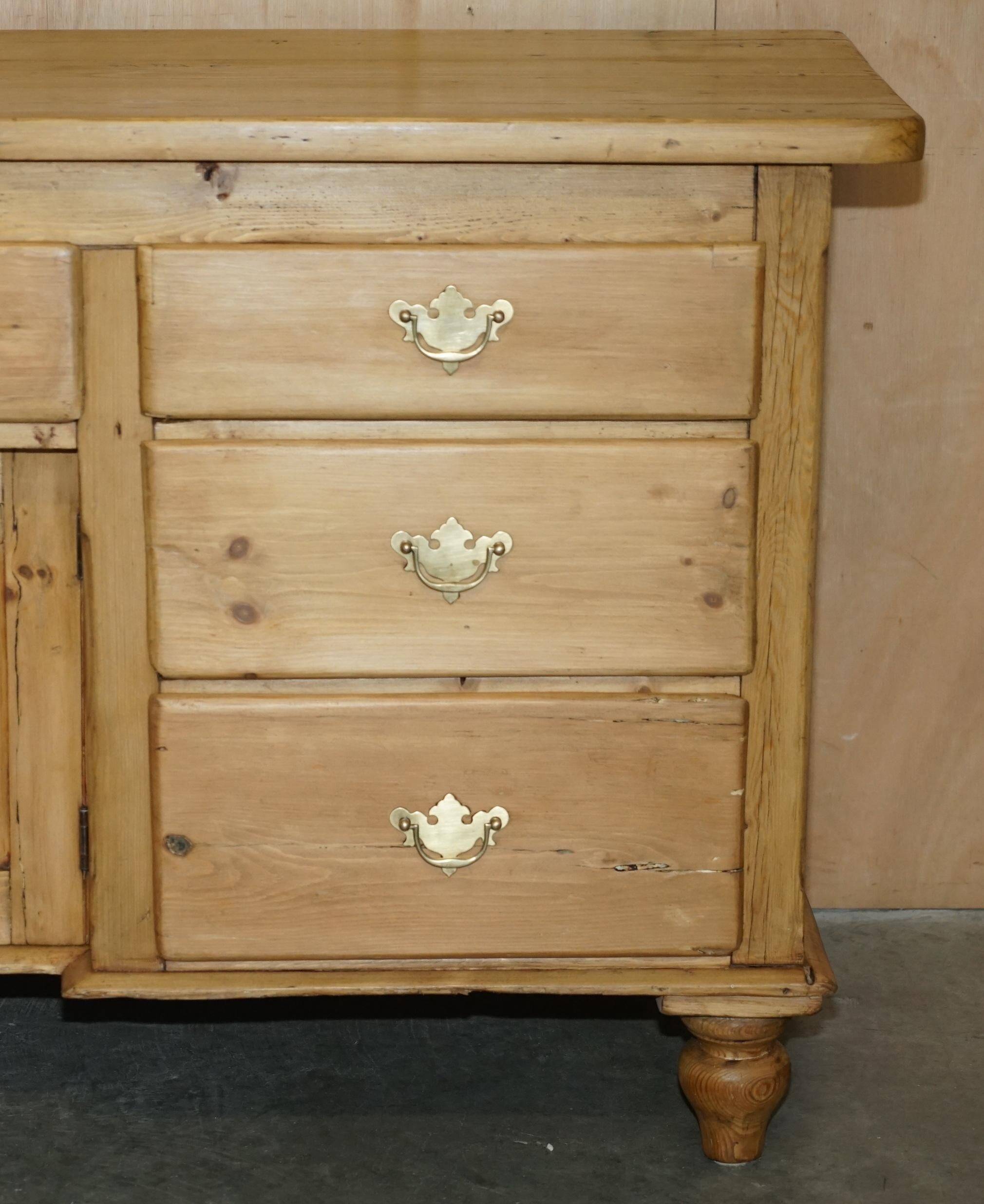 Restored Antique Régisseuse Buffet in Pine, Circa 1860