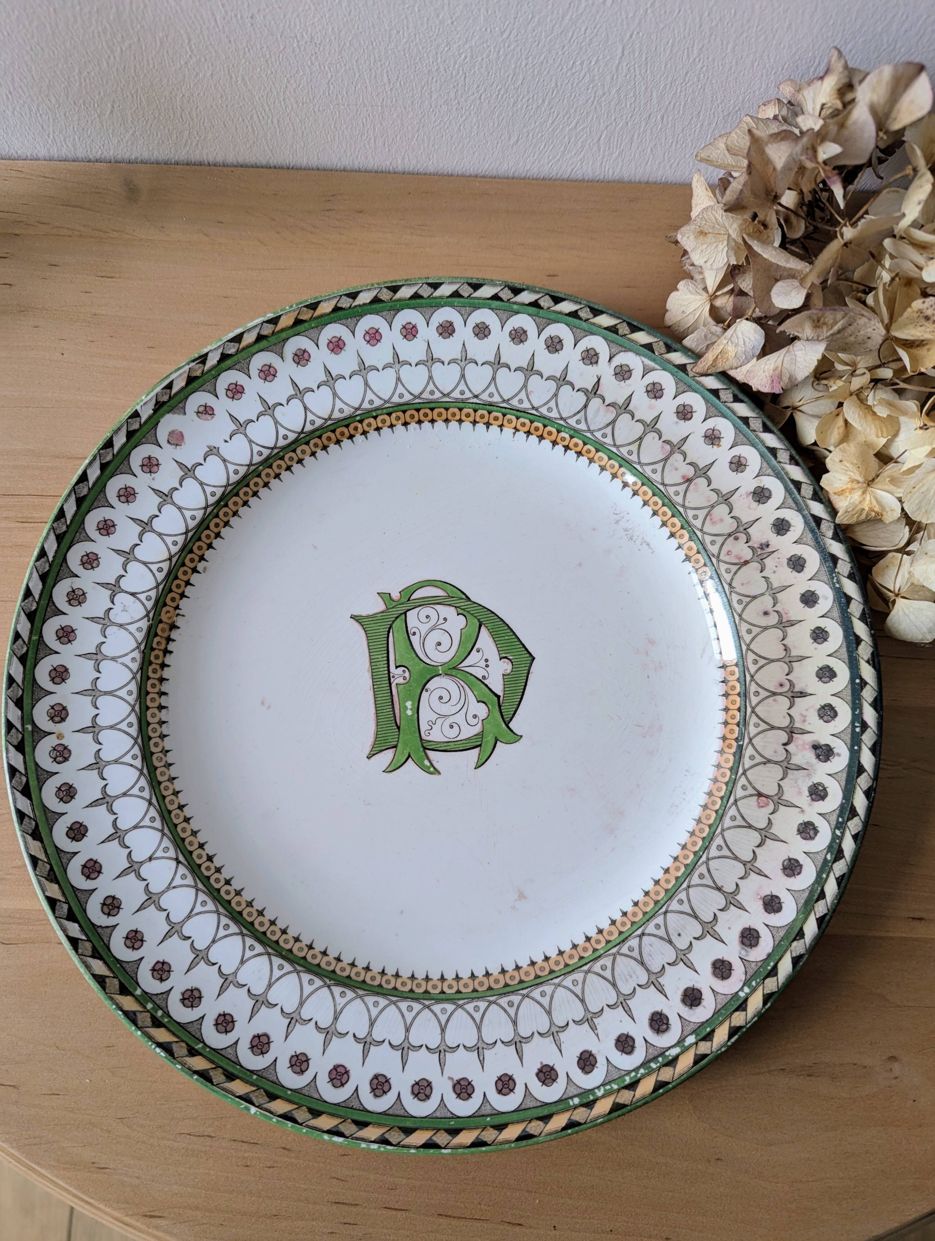 Antique round dish from Creil & Montereau, “Venetian” decor, late 19th century
