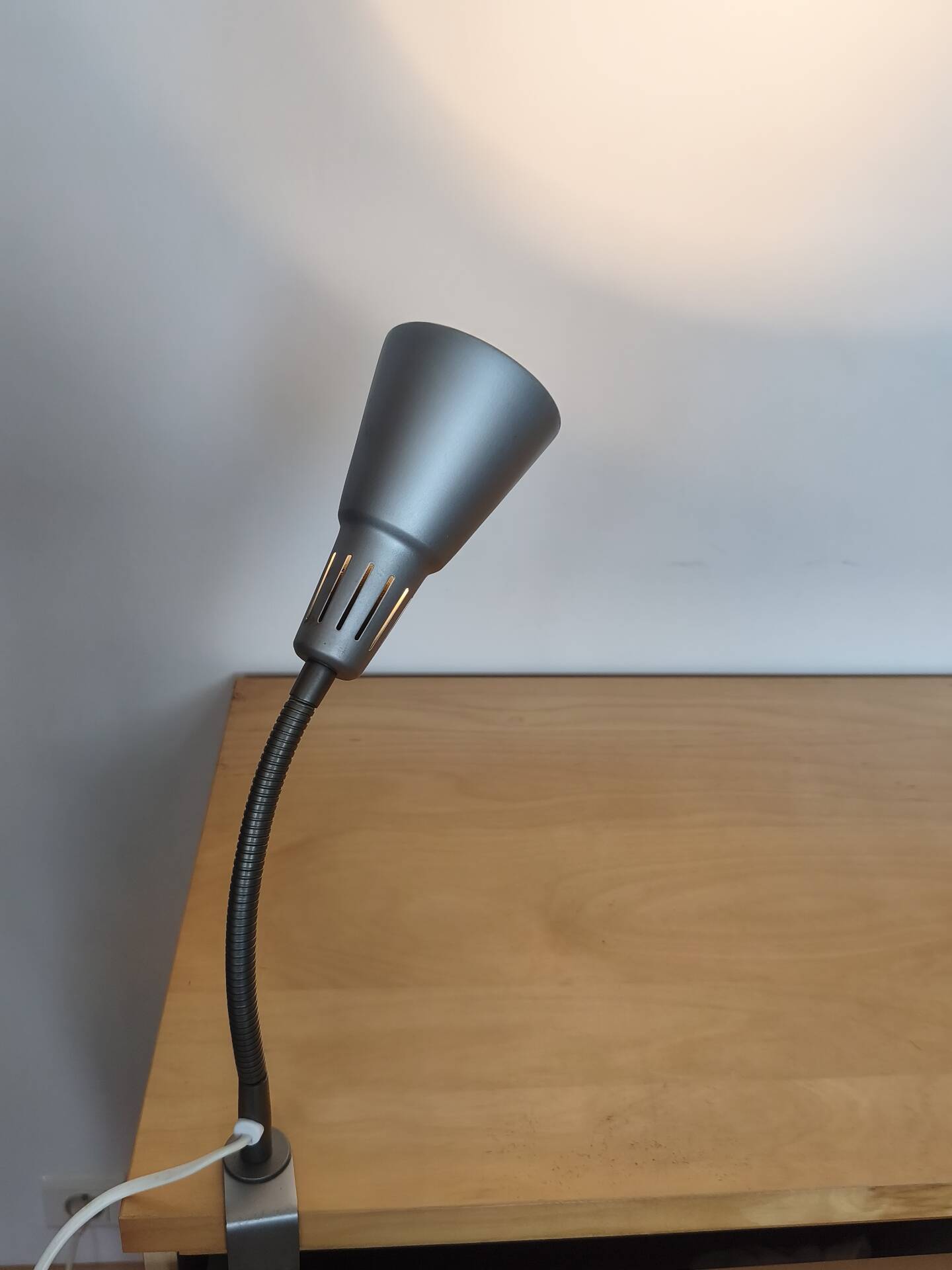 Lampe a pince réglable gris argenté vintage 90's