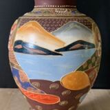 Large Japanese vase