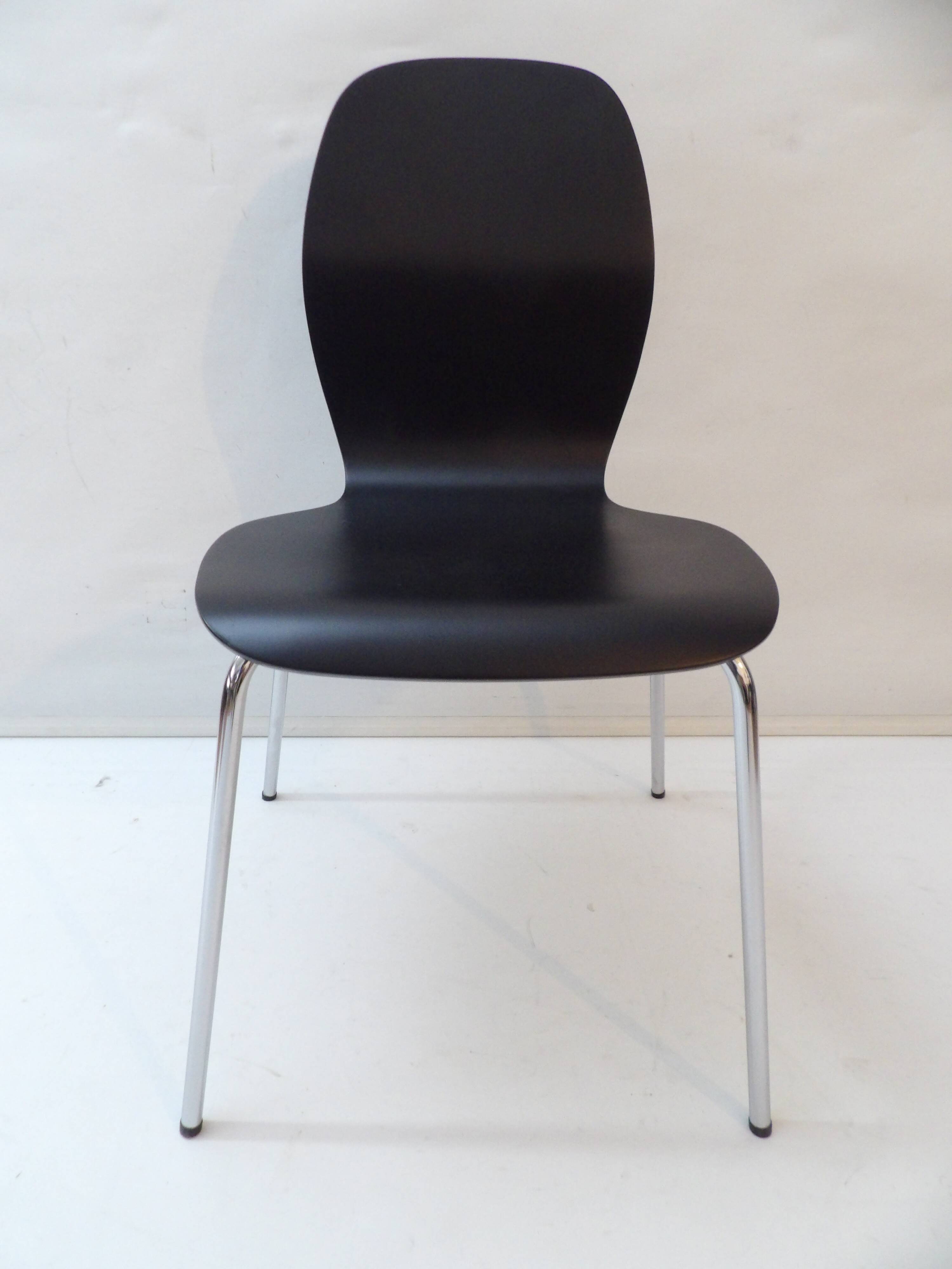 Ilmari Lappalainen - A set of three 'Columna' chairs for Asko. Ca. 1956. Fi