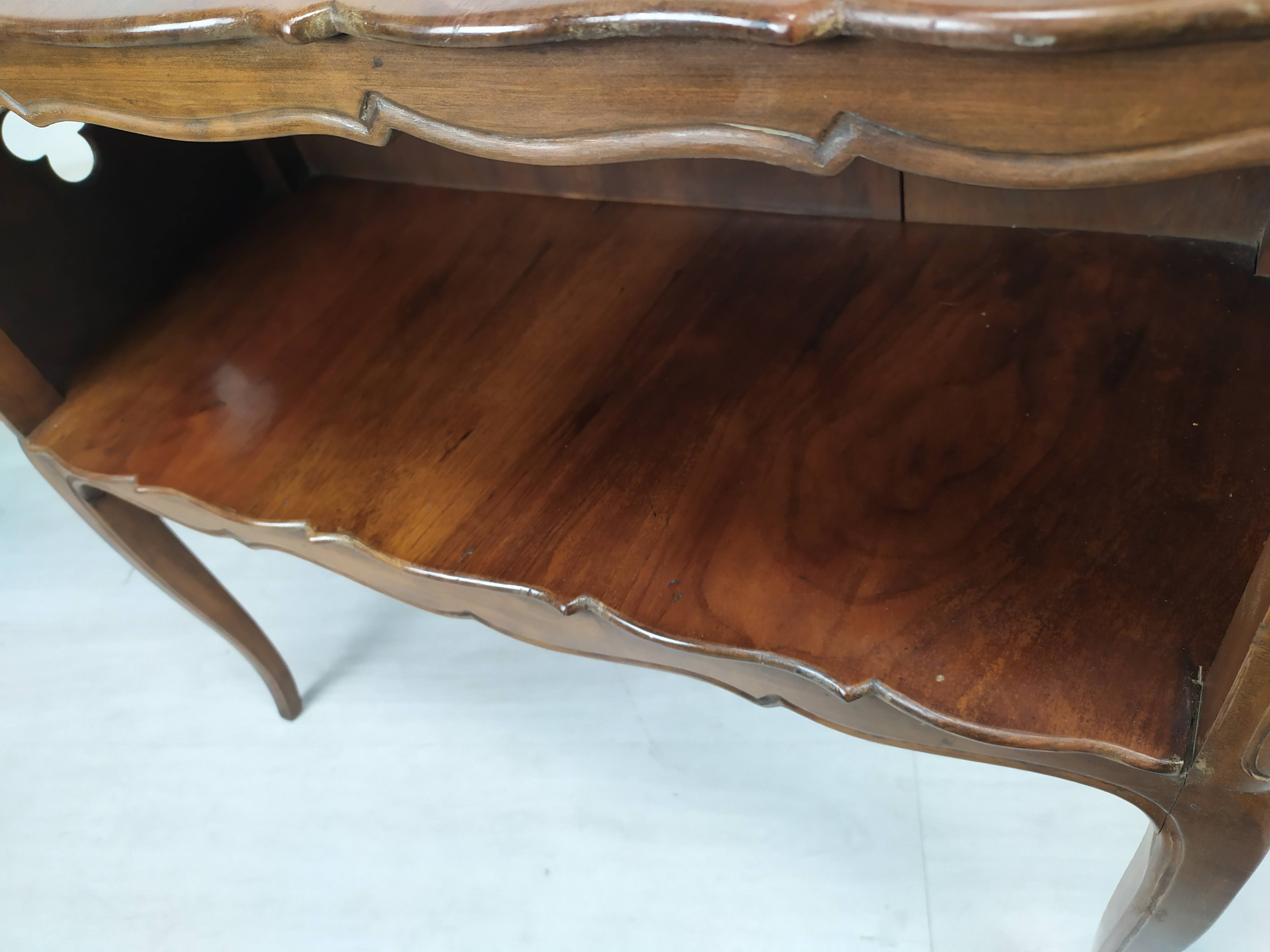 Bibus style Louis XV