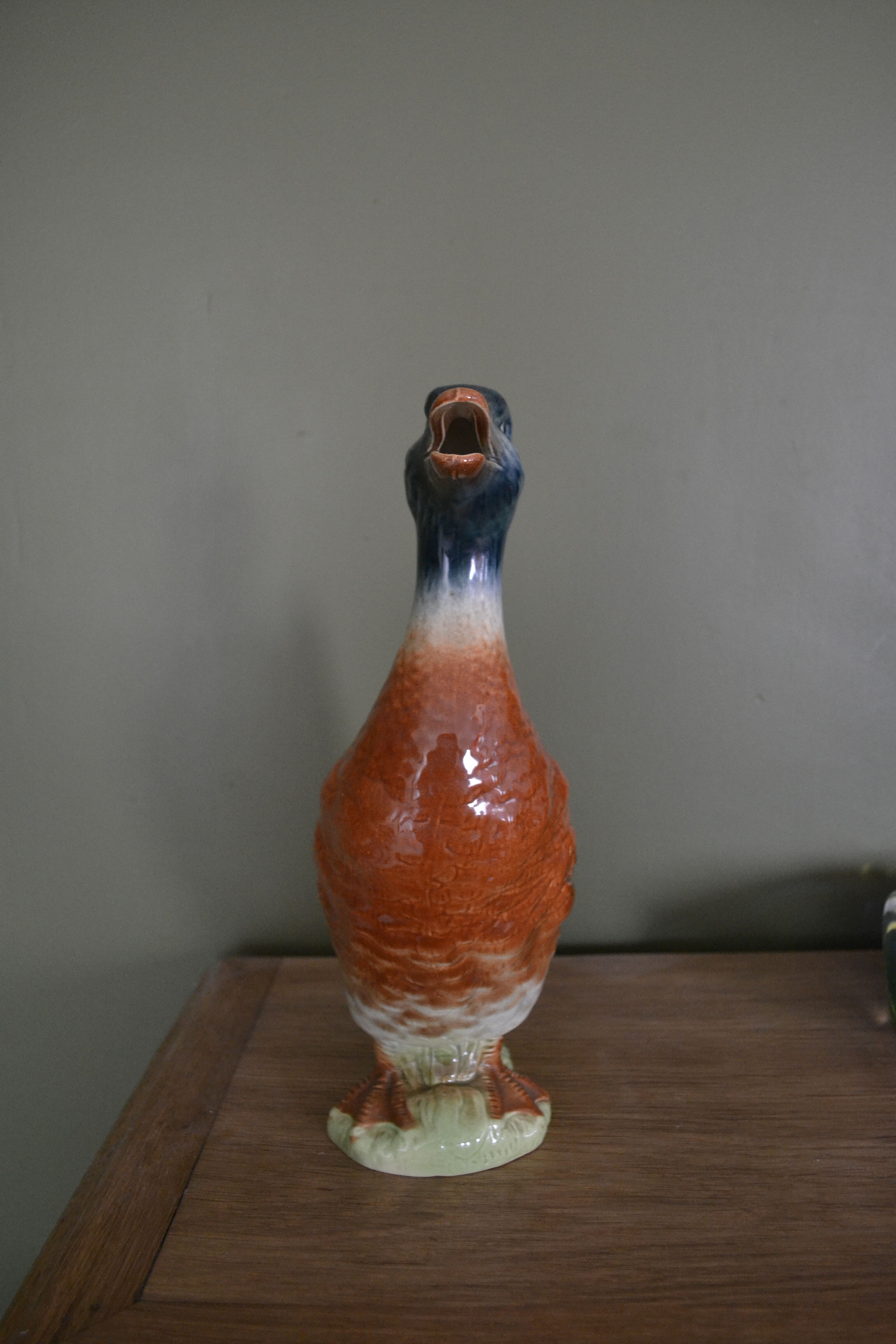 Pitcher duck in slip ST clement