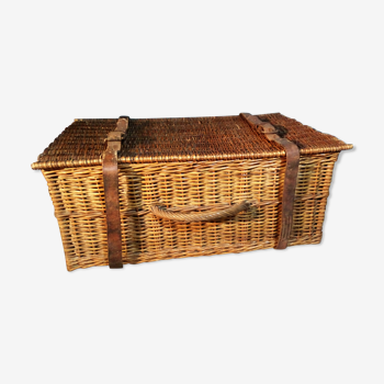 Rattan trunk 1930s