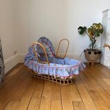 Rattan bassinet