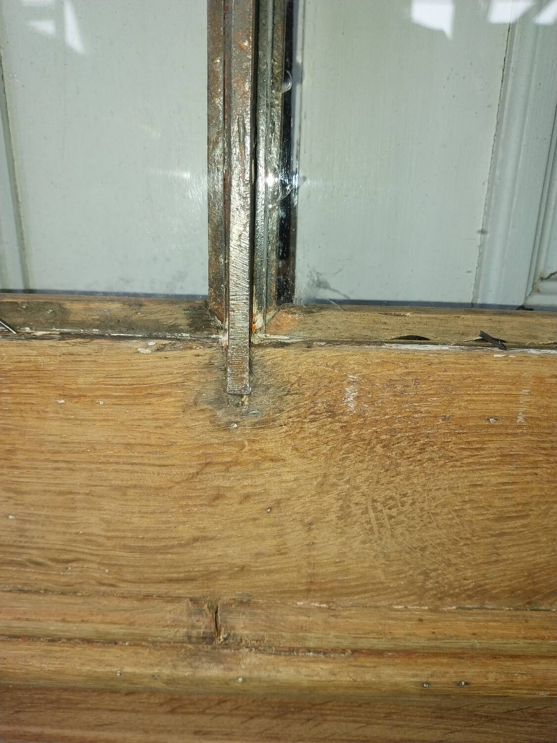 Oak door with 6 panes of glass