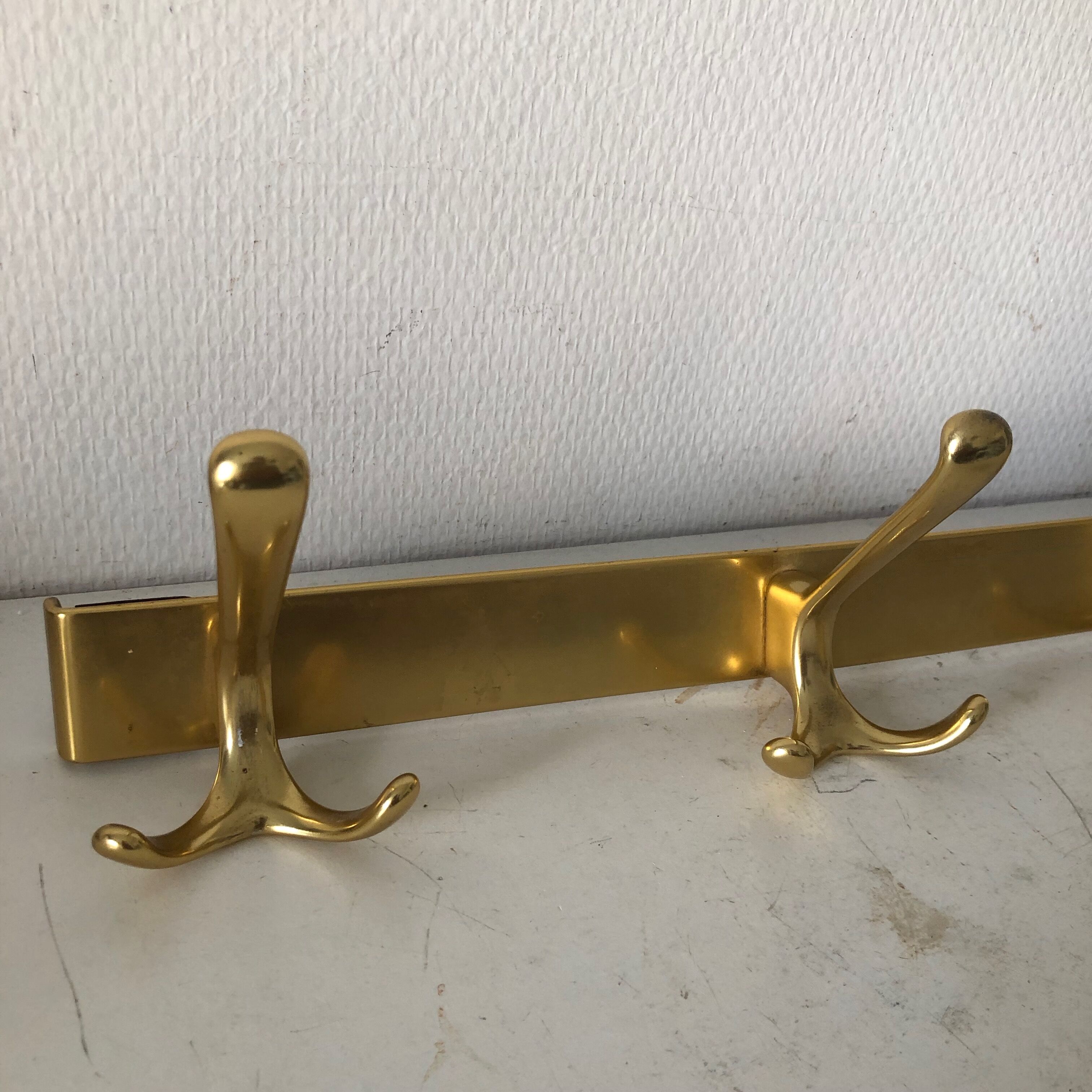 Golden coat rack 4 vintage pads 1960 55x10cm