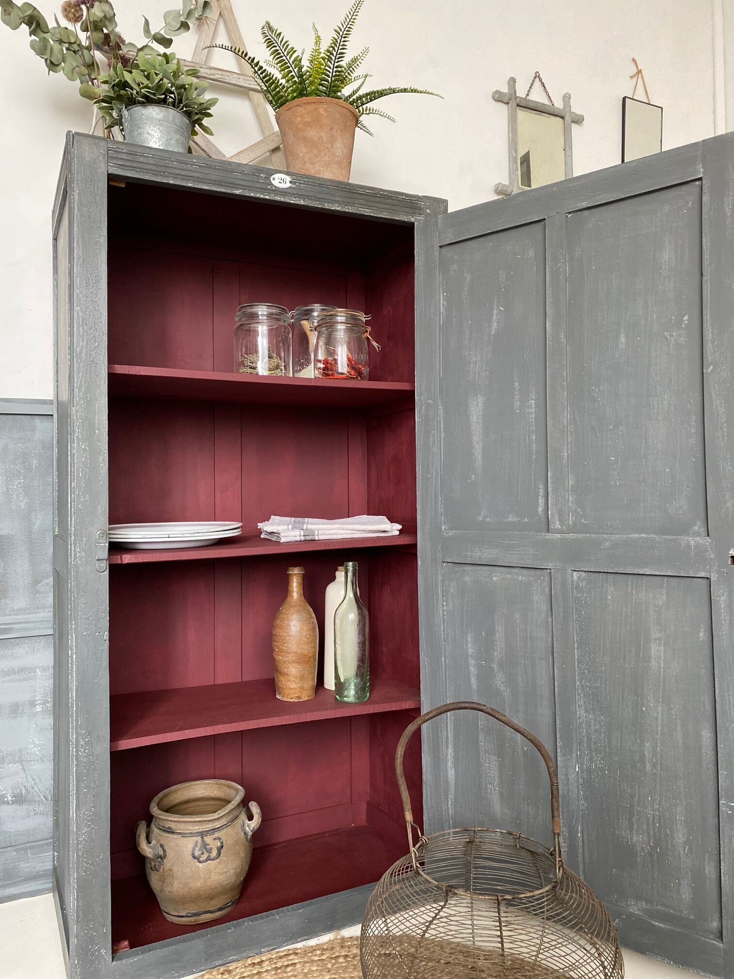 "Parisian" wardrobe of the 40s