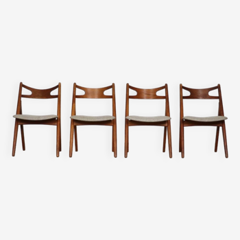 Set Of 4 Hans Wegner CH29 Sawbuck Dining Chairs For Carl Hansen & Son, Denmark 1952