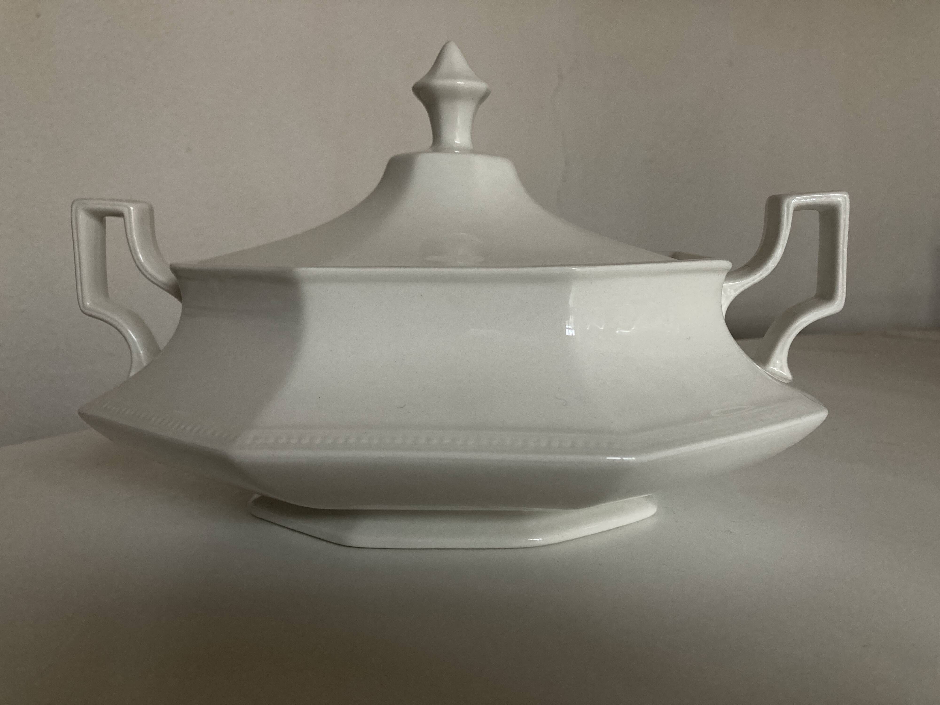 Neo Classic Greek Revival Octagonal Beaded English Earthenware Centerpiece