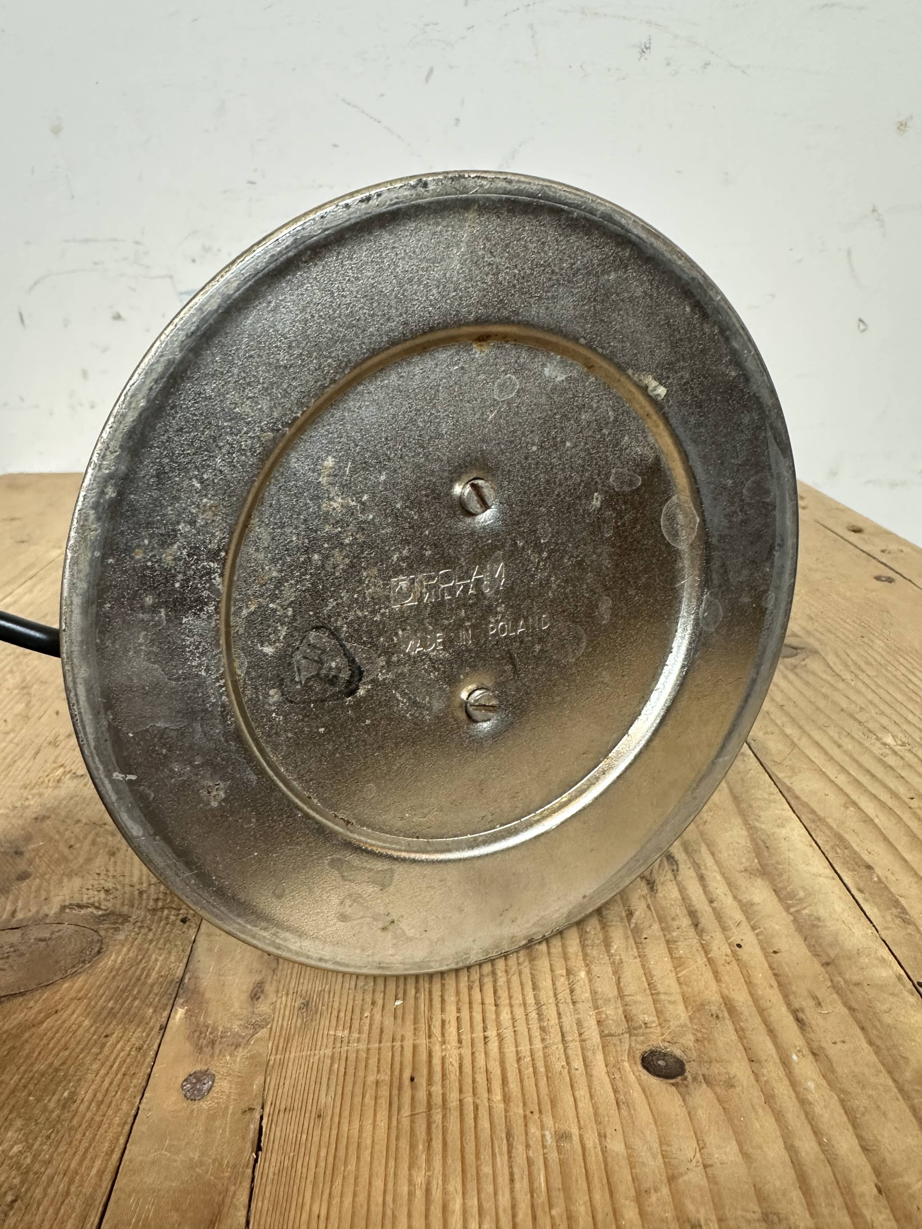 Lampe de table industrielle beige à col de cygne, 1960s
