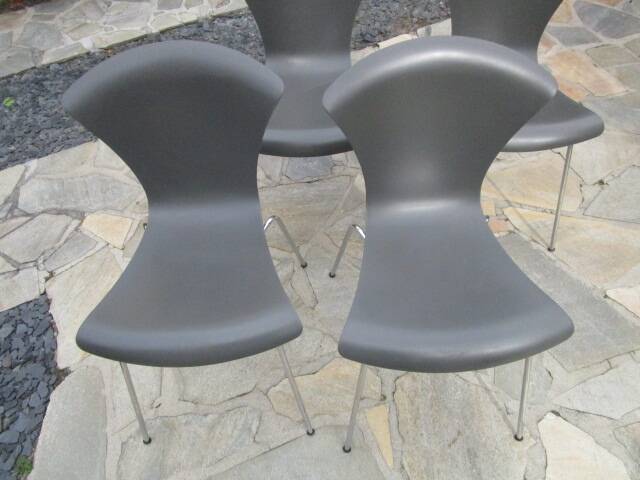 Set of 4 grey Nihau chairs by Magistretti for Kartell - 2000s
