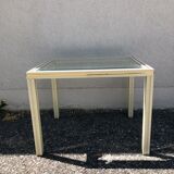 Pull-out tables