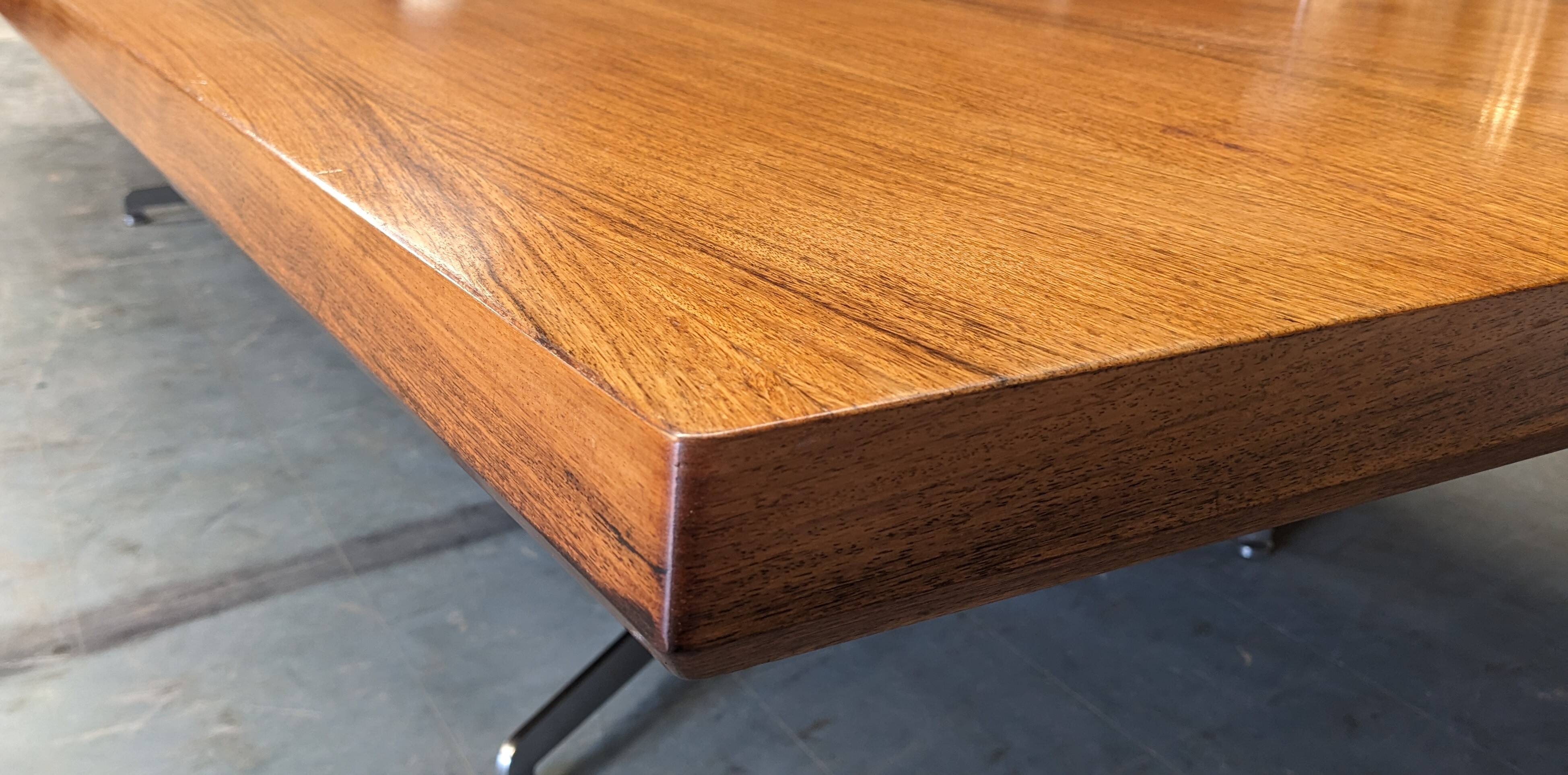 Rosewood conference table by Osvaldo Borsani for Tecno 1968