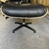 Charles Eames lounge chair
