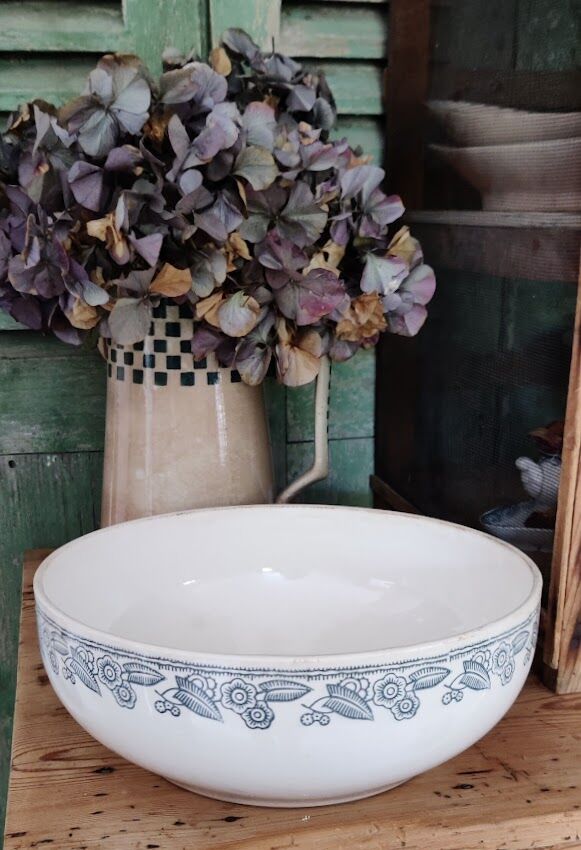 Longwy bowl