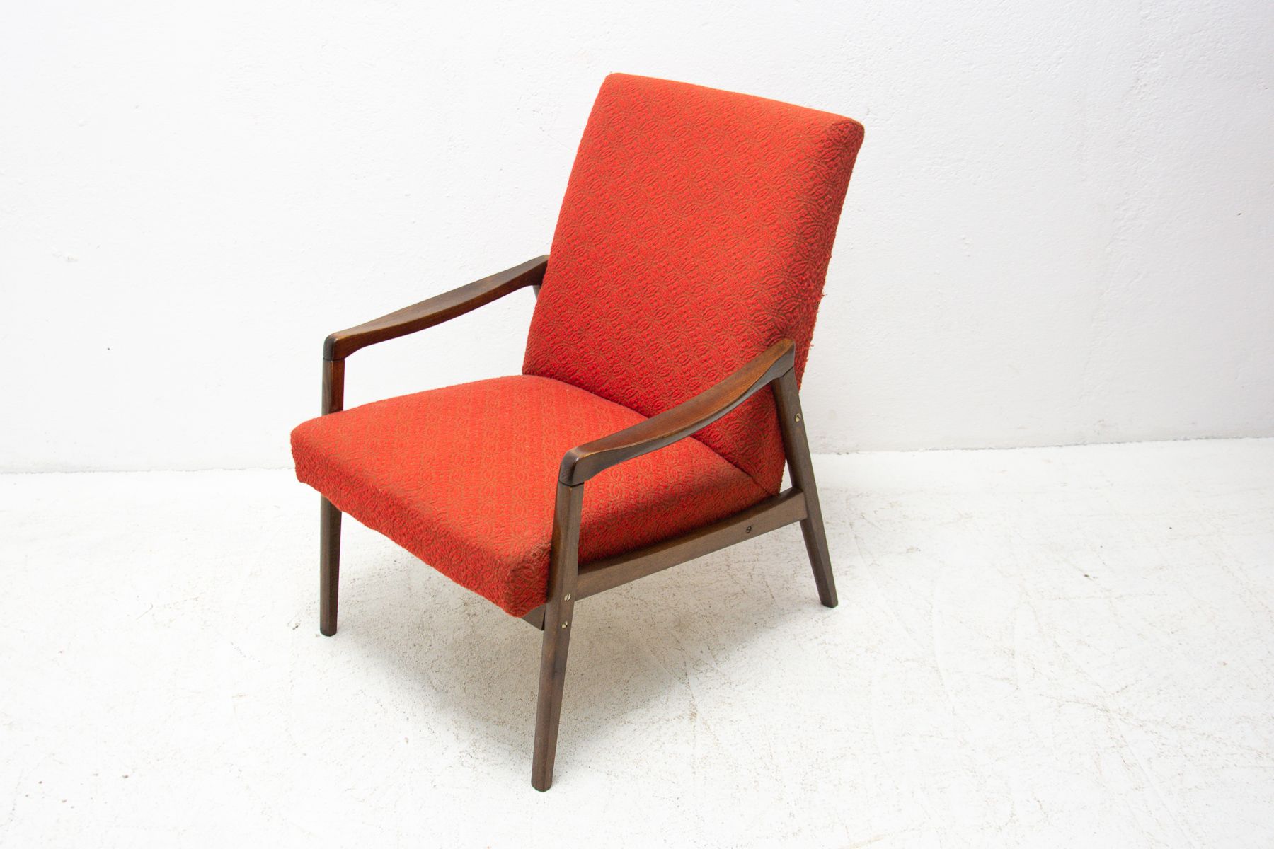 Paire de fauteuils par Jiří Jiroutek pour Interiér Praha, années 1970