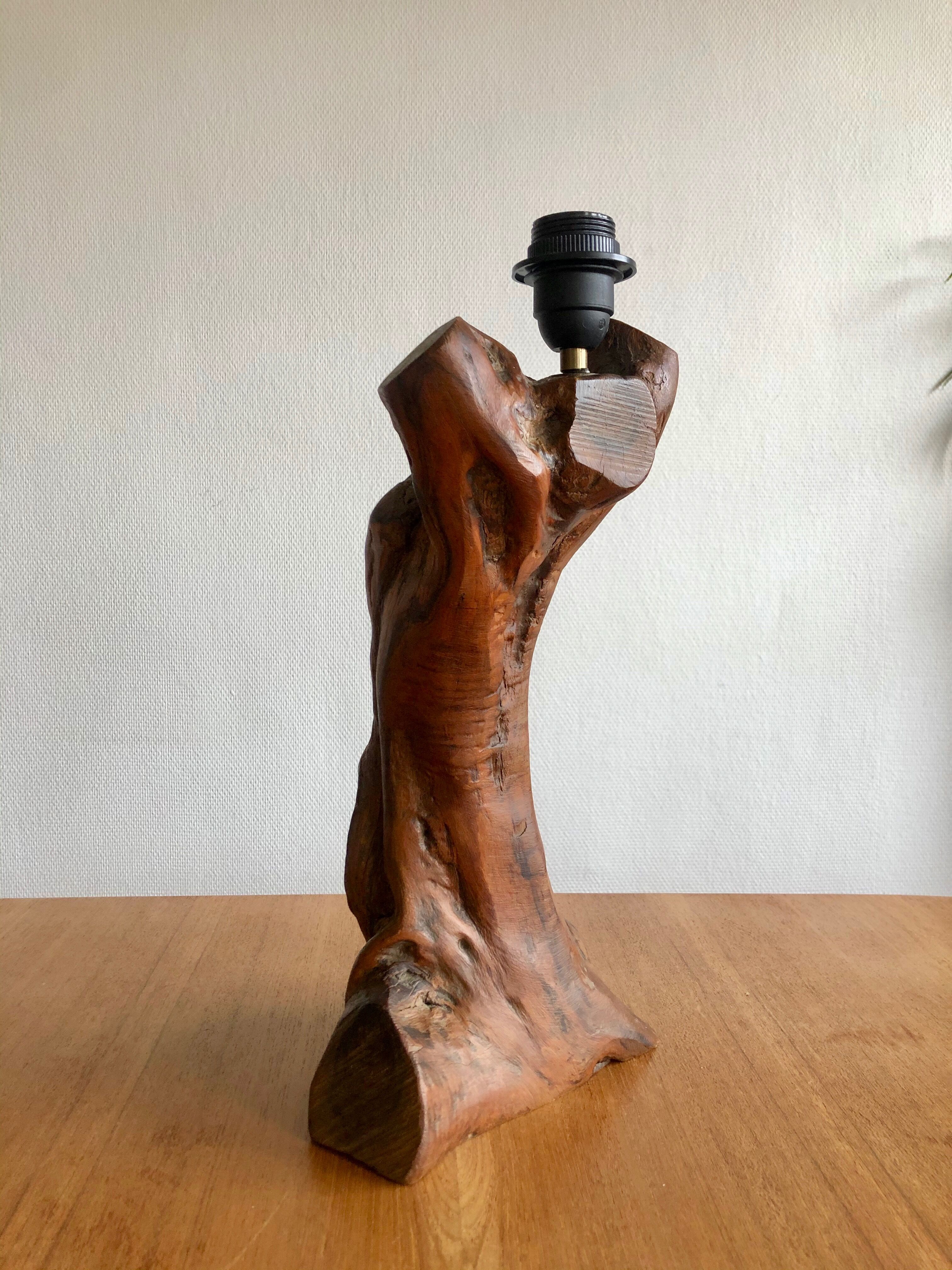 Anthropomorphic wooden lamp foot