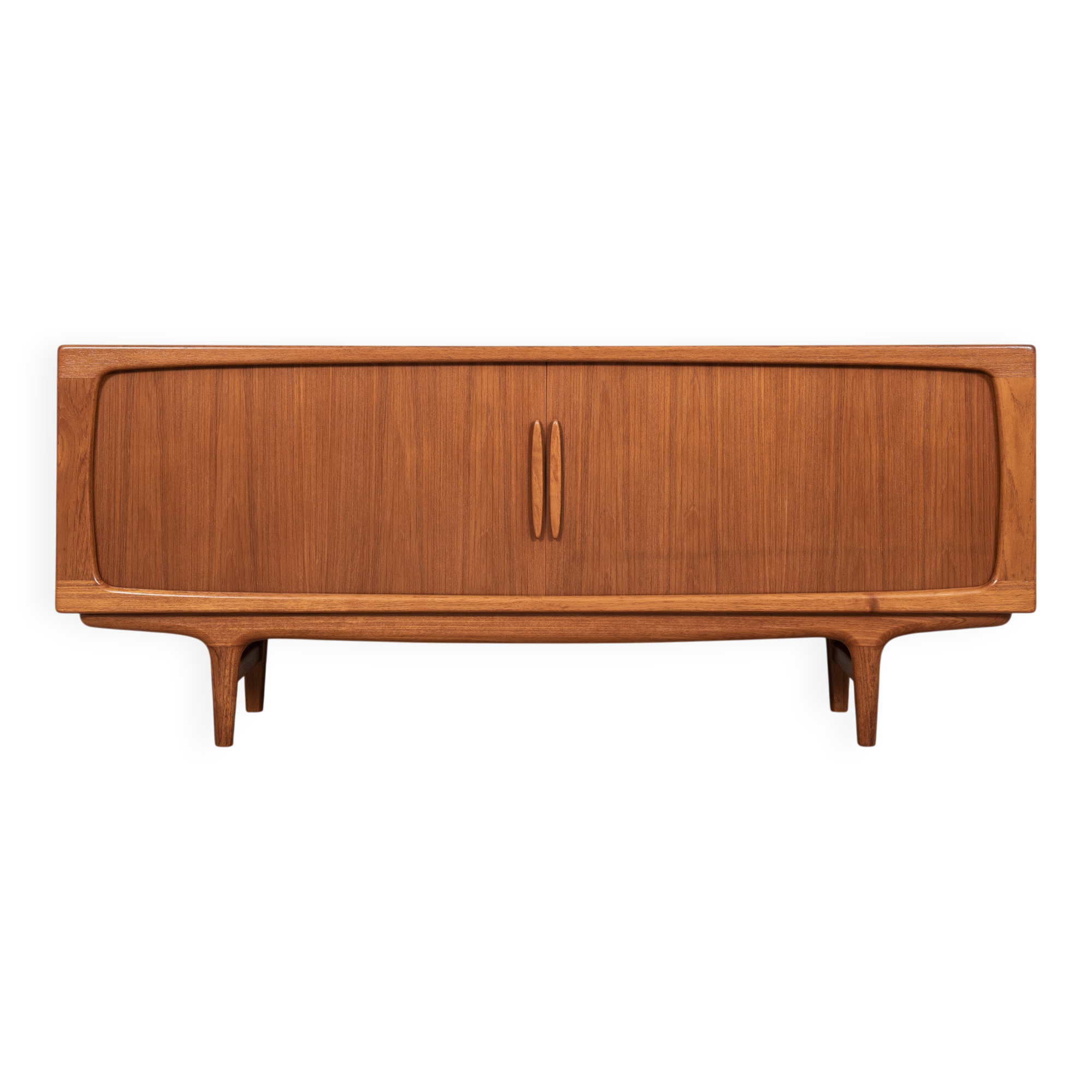 Midcentury Danish sideboard in teak by Johannes Andersen for Silkeborg
