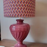 Duo lamp with raspberry ceramic base and vintage print lampshade