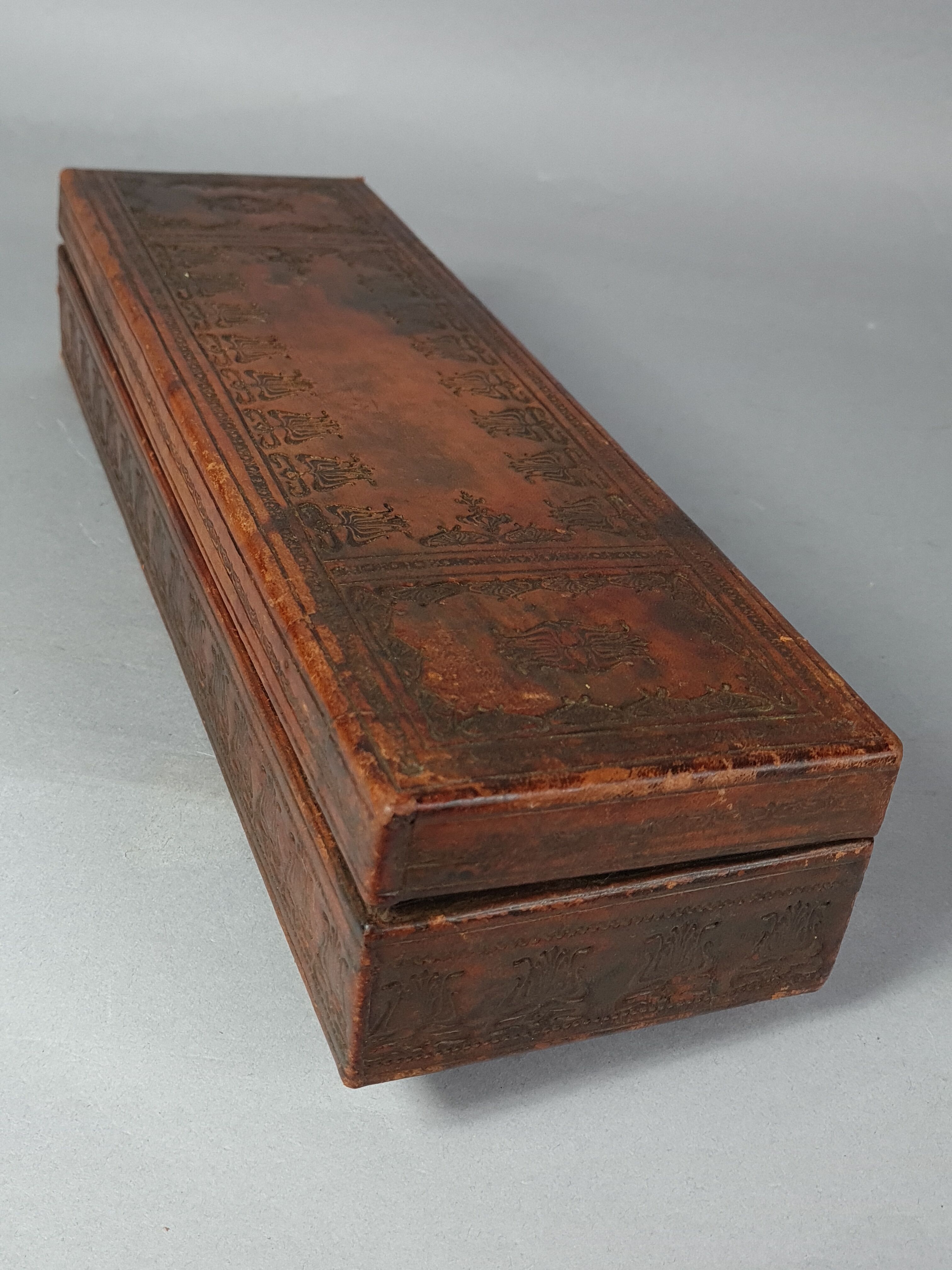 Leather box inner fabrics