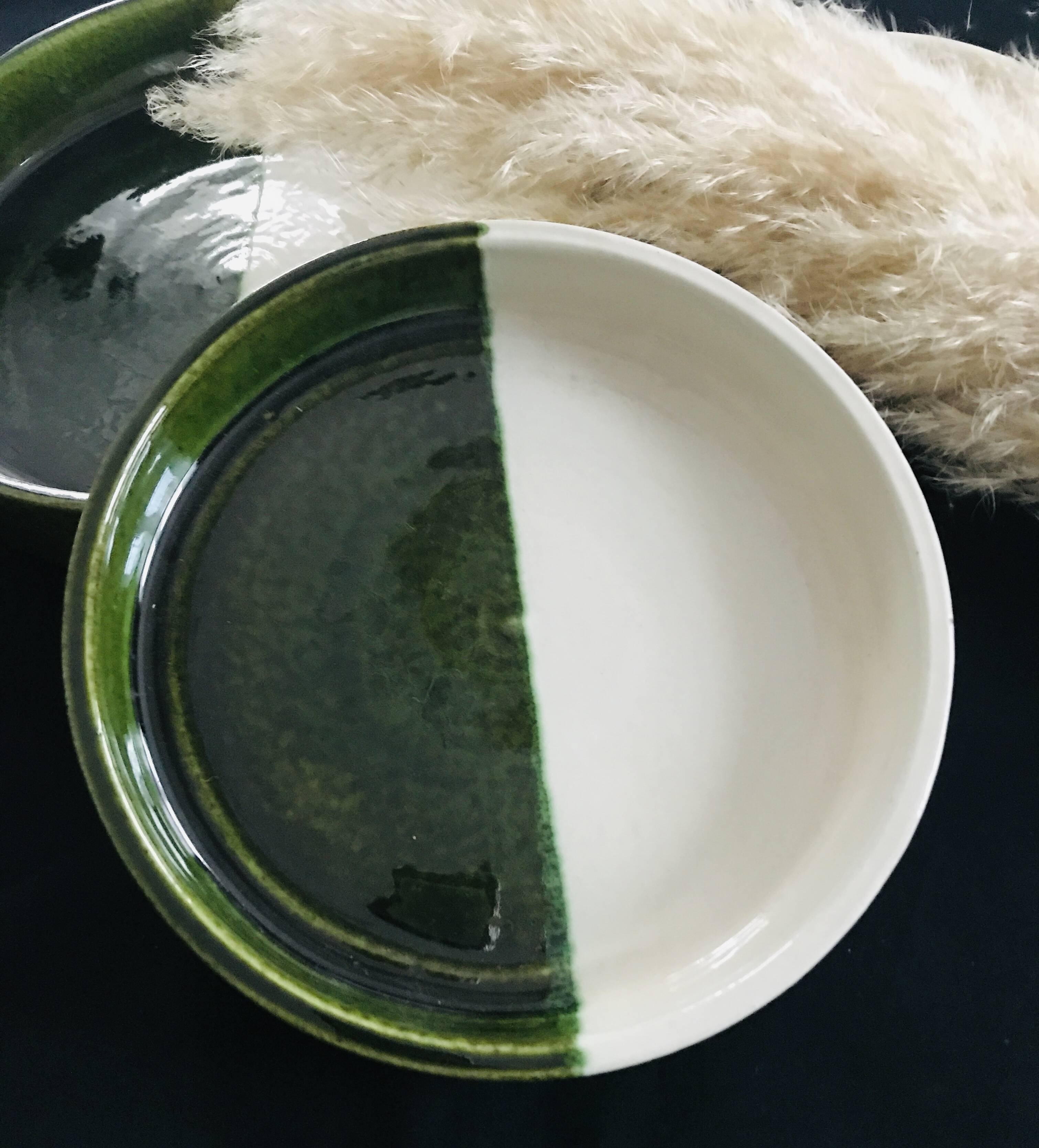 Medium two-tone ceramic dish