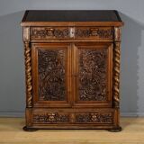 Oratory in solid walnut, Neo-Gothic Renaissance style – Late 19th century