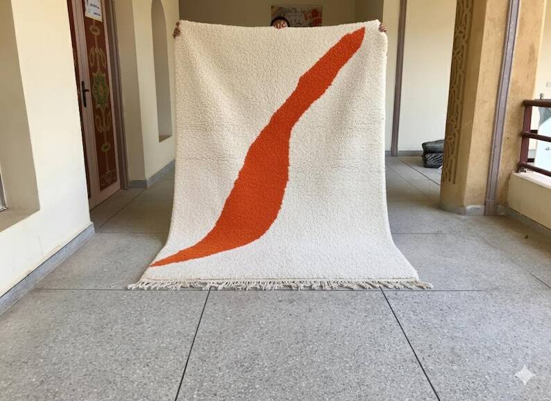 Traditional handmade Berber carpet 250cmx150cm