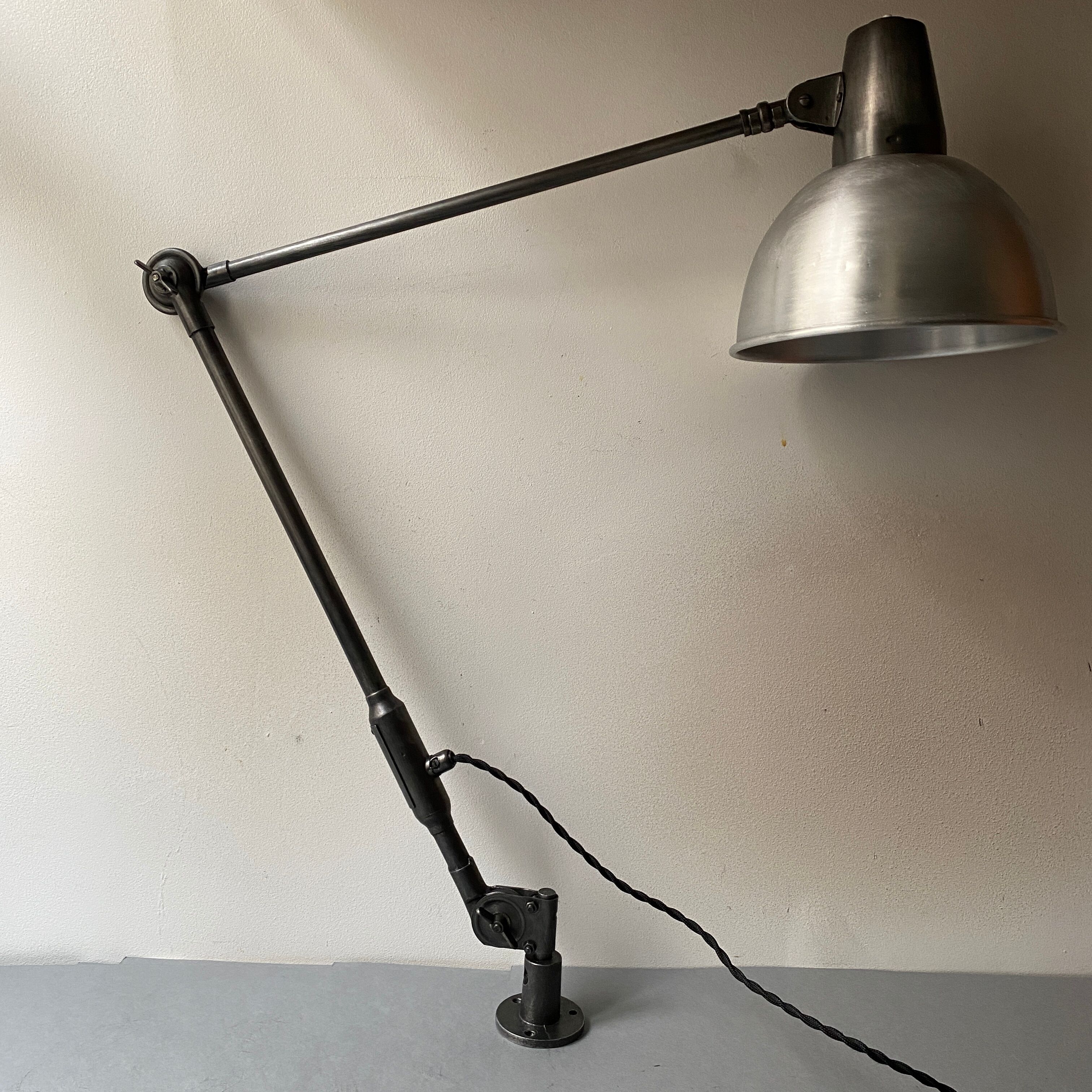 German Bauhaus wall lamp "sis"