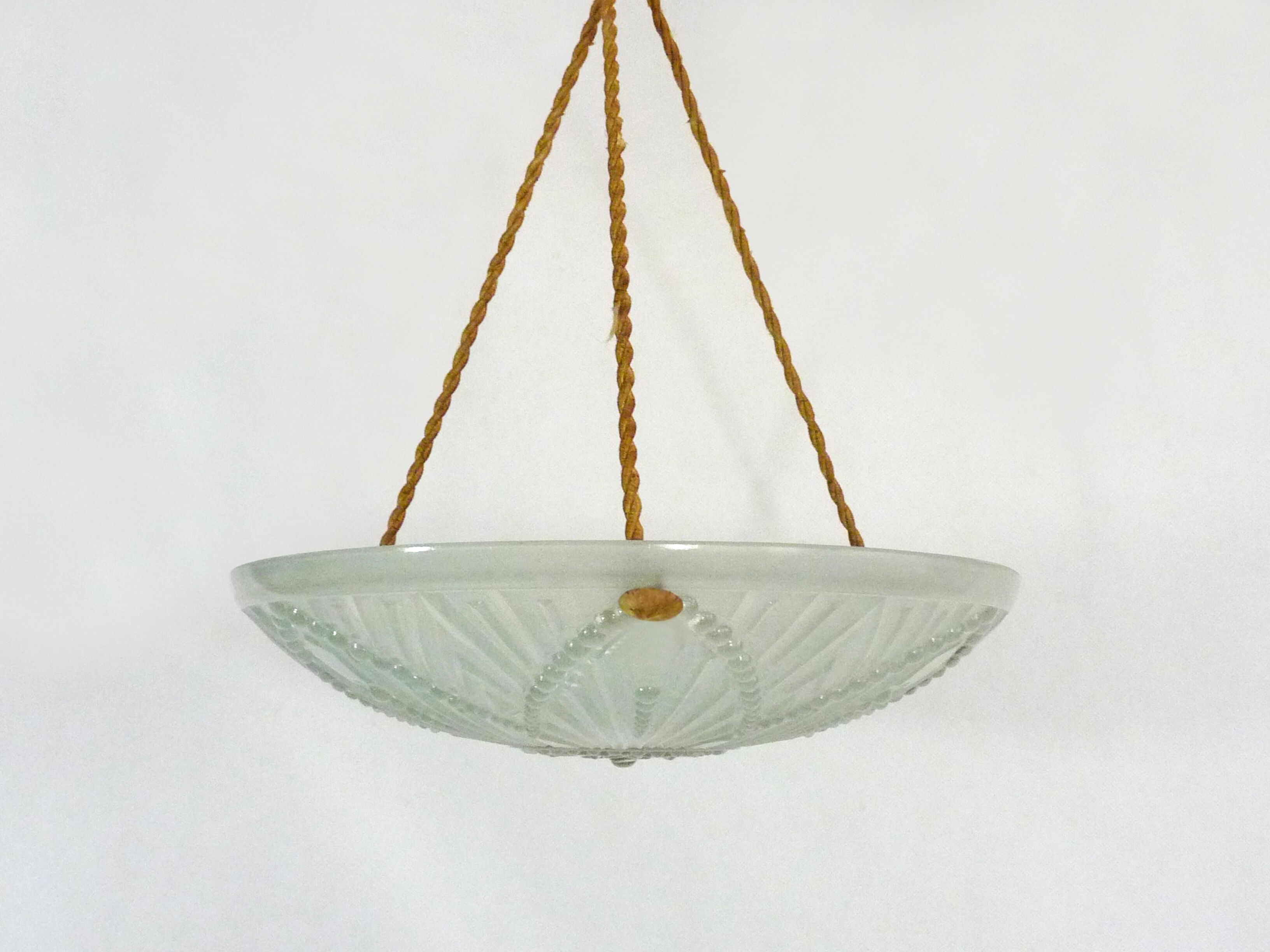 Hnaging calysque Art Deco 1 Degué style glass fire