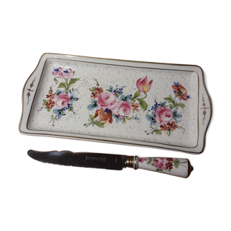 Ancient porcelain cake dish and floral decoration knife