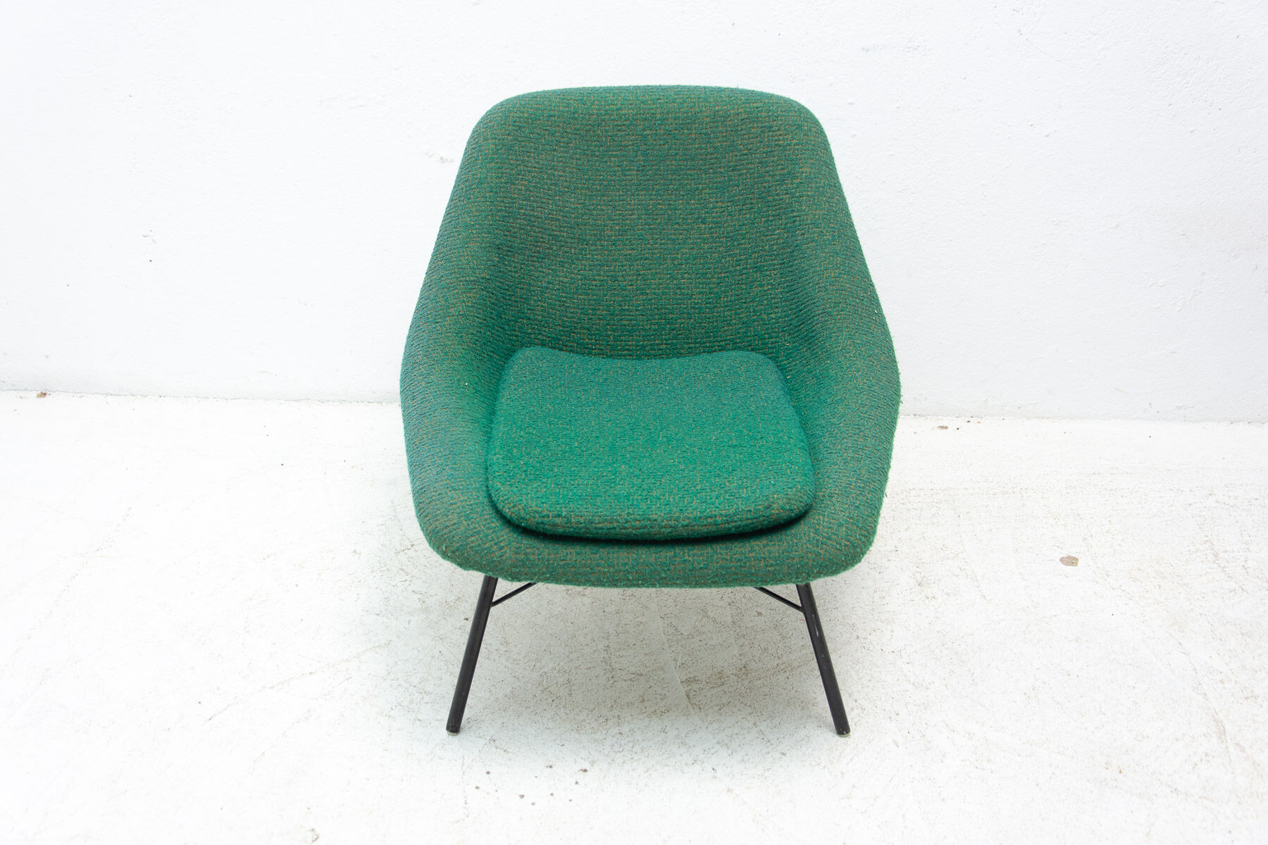 Pair of midcentury lounge chairs by Magda Sépová, produced by TON, 1960´s