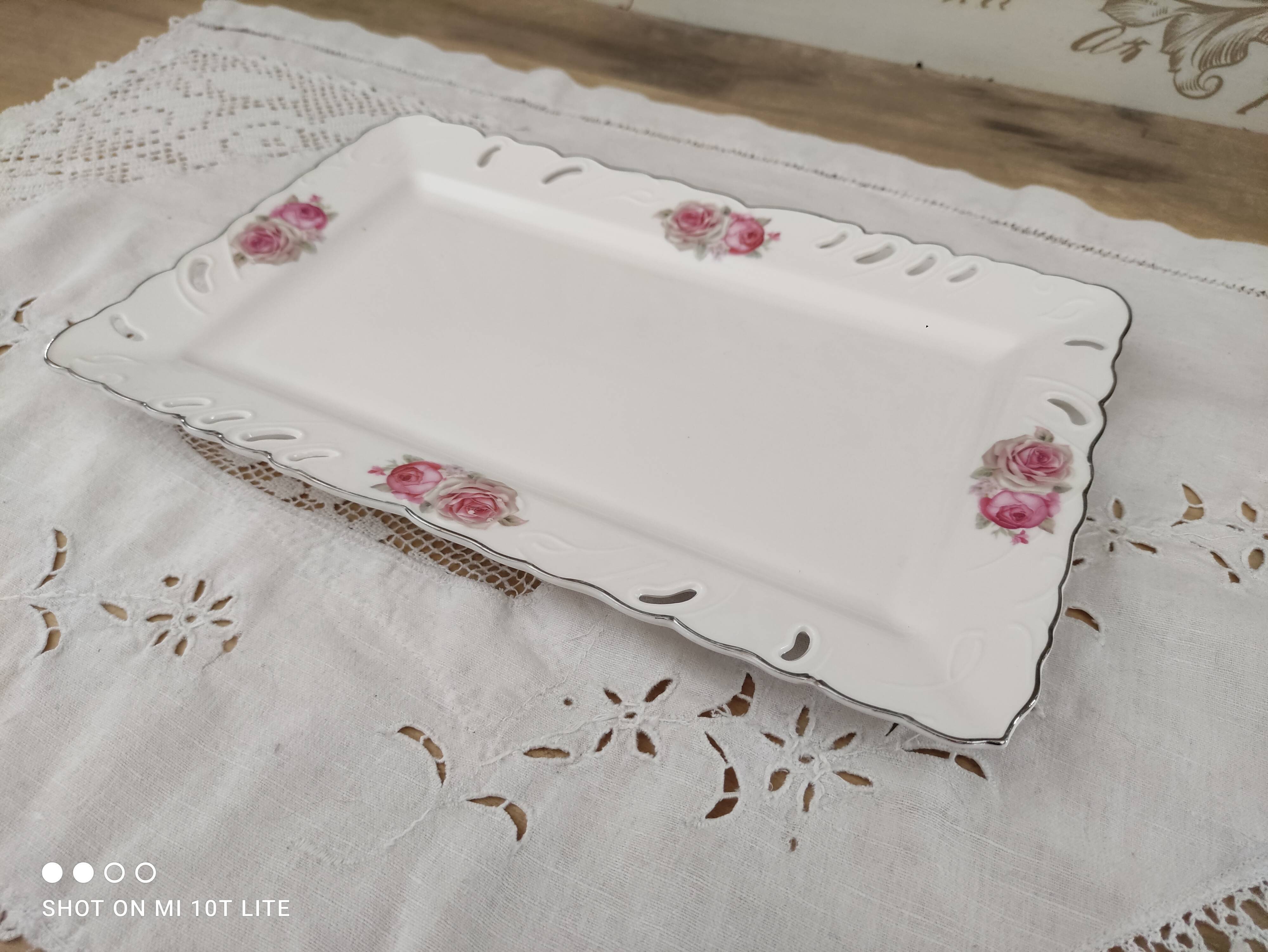 Rectangular dish in german porcelain white openwork bordered silver and old pinks