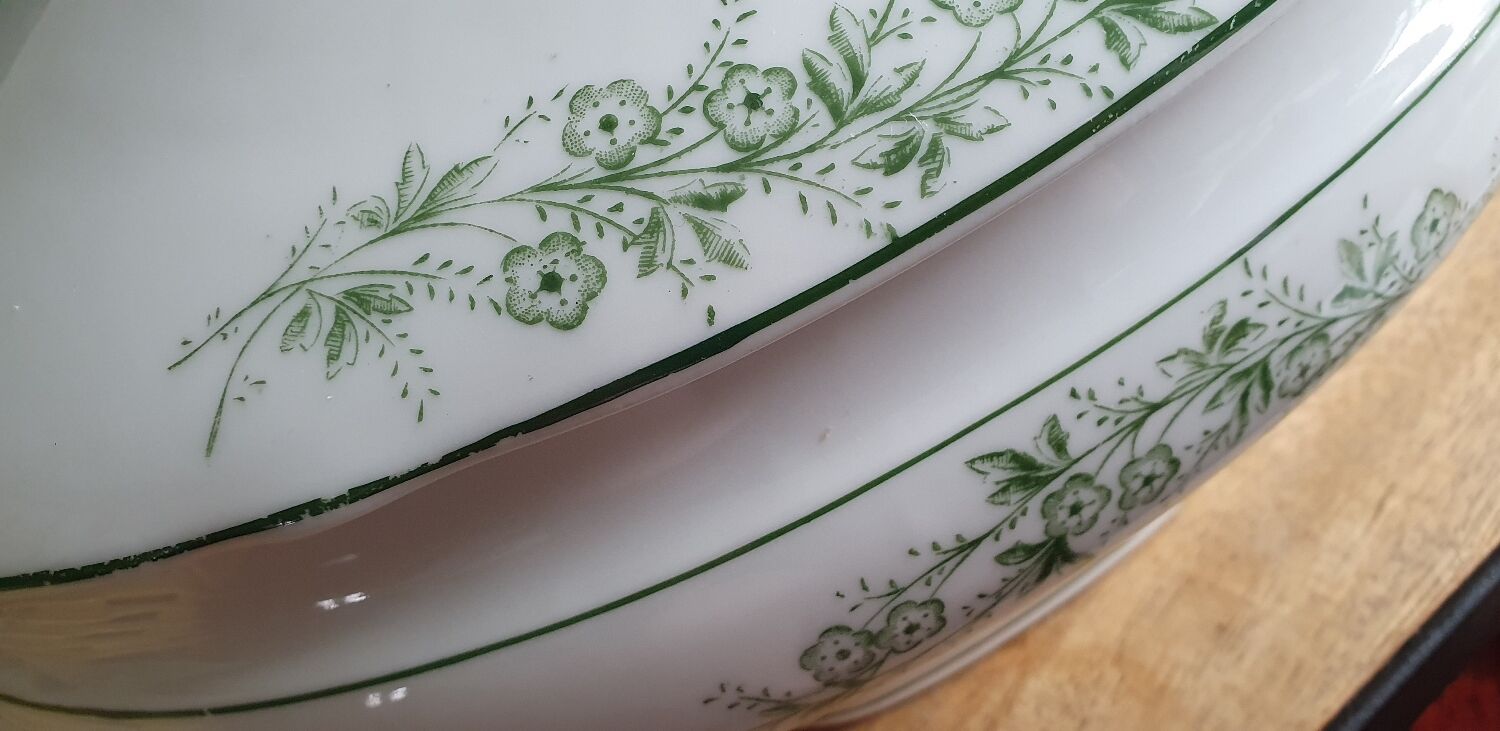 Ceramic tureen from Coimbra