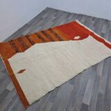 Traditional handmade Moroccan rug, size 150 x 260 cm